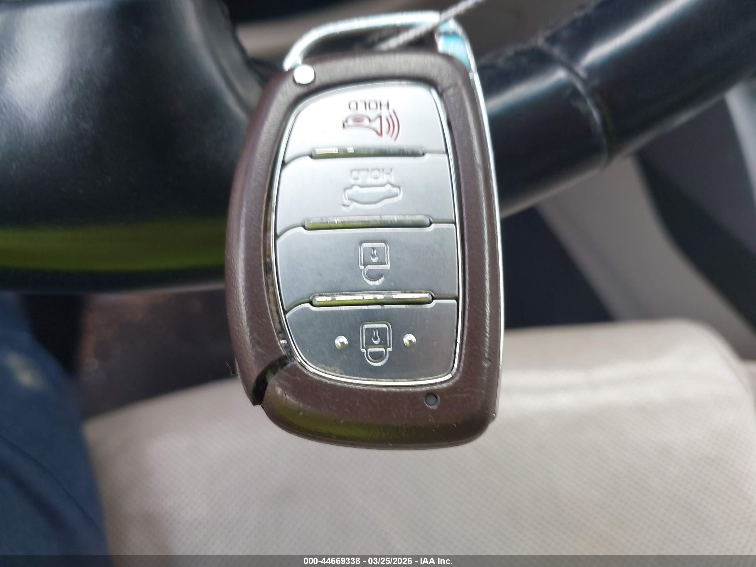 HYUNDAI SONATA image 11