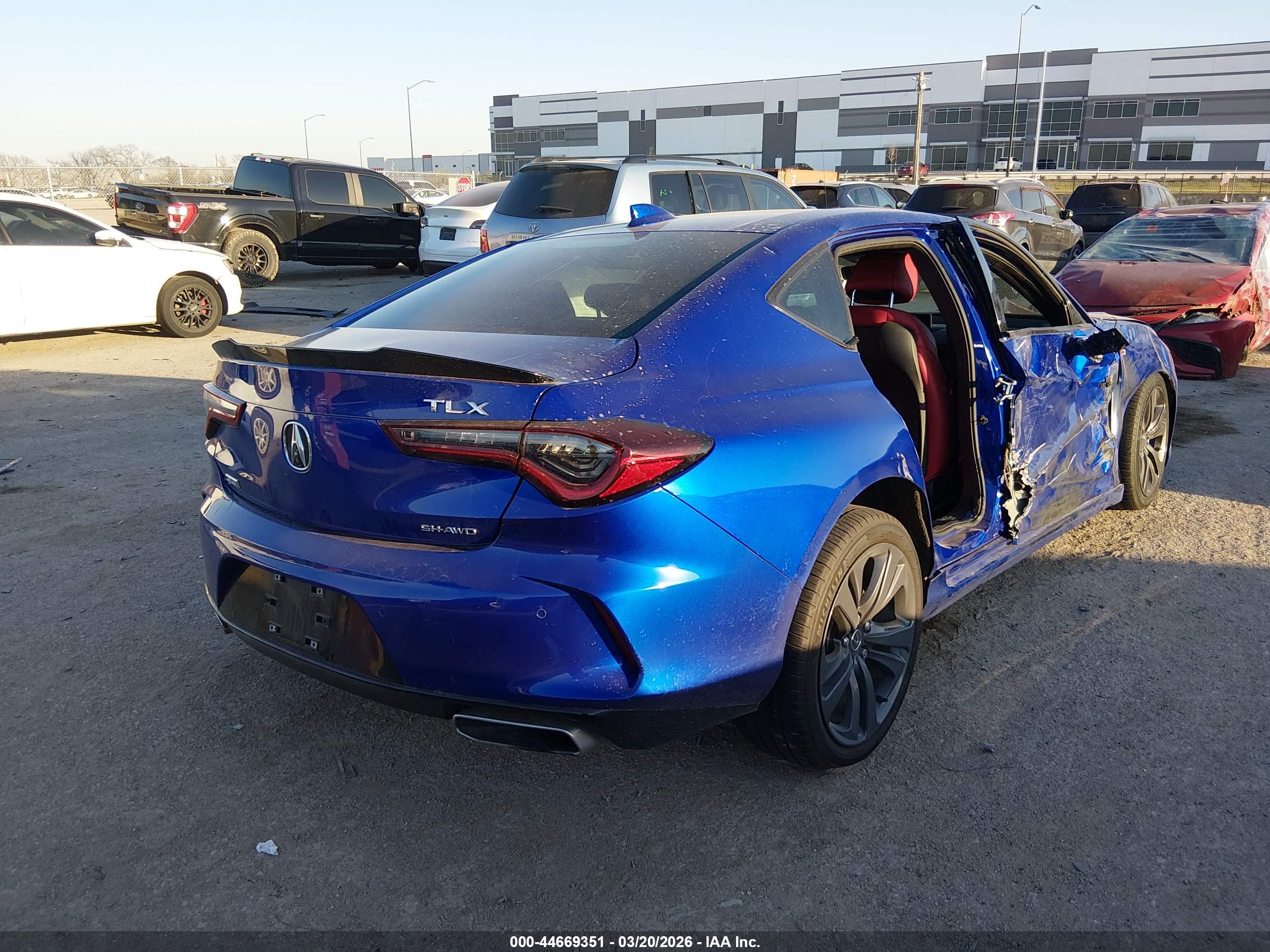 ACURA TLX image 4