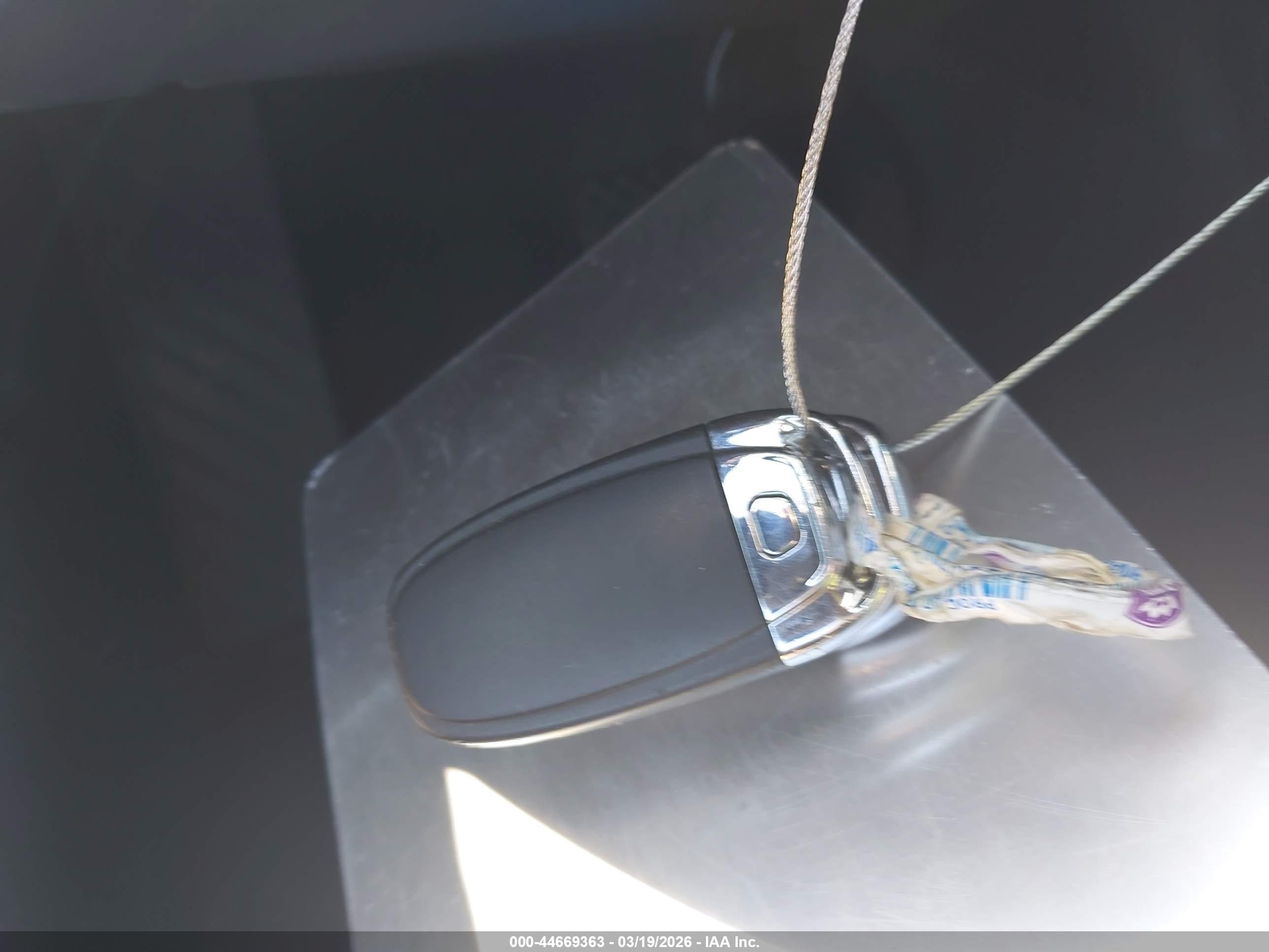 AUDI A6 image 11