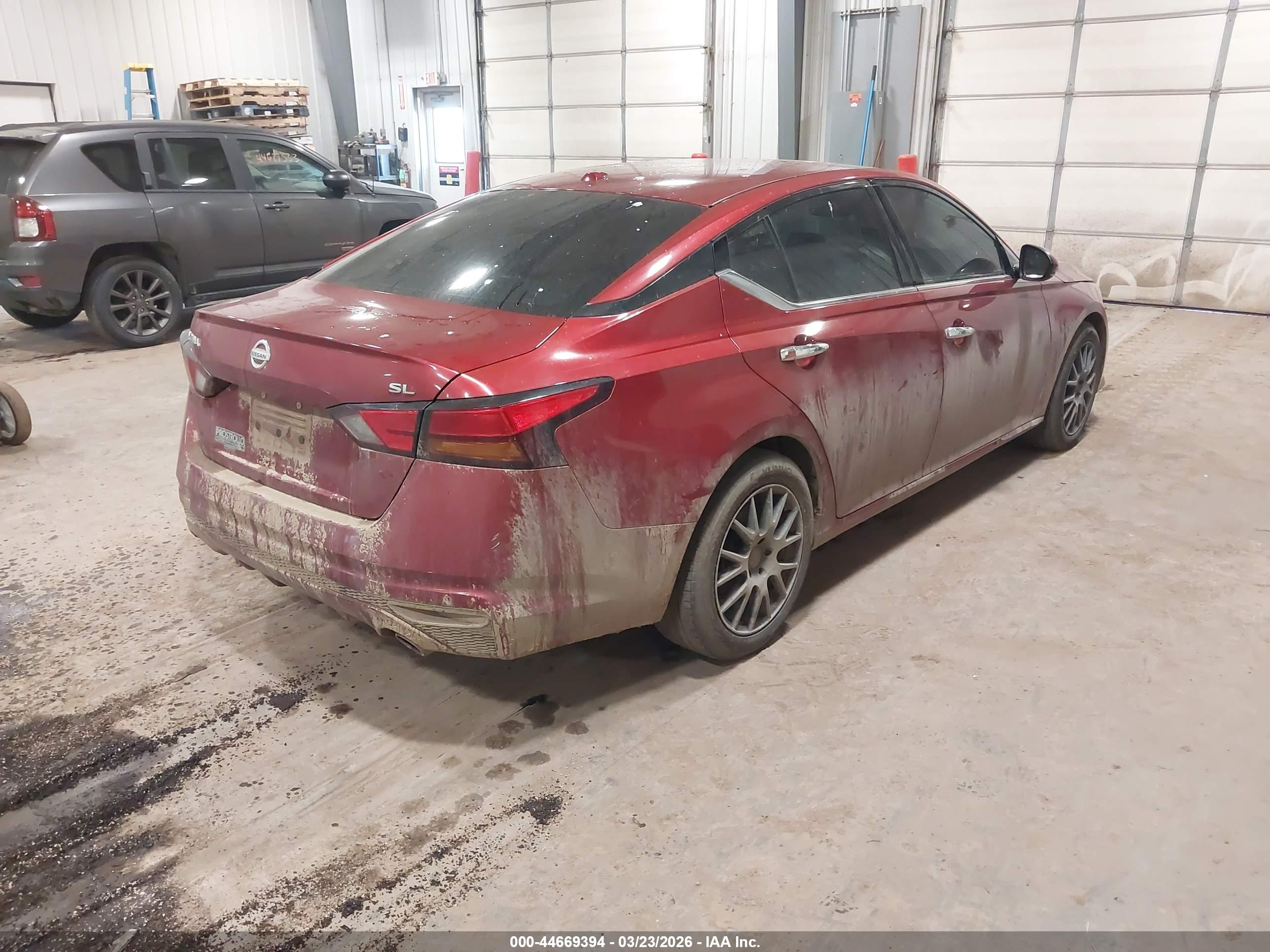 NISSAN ALTIMA image 4
