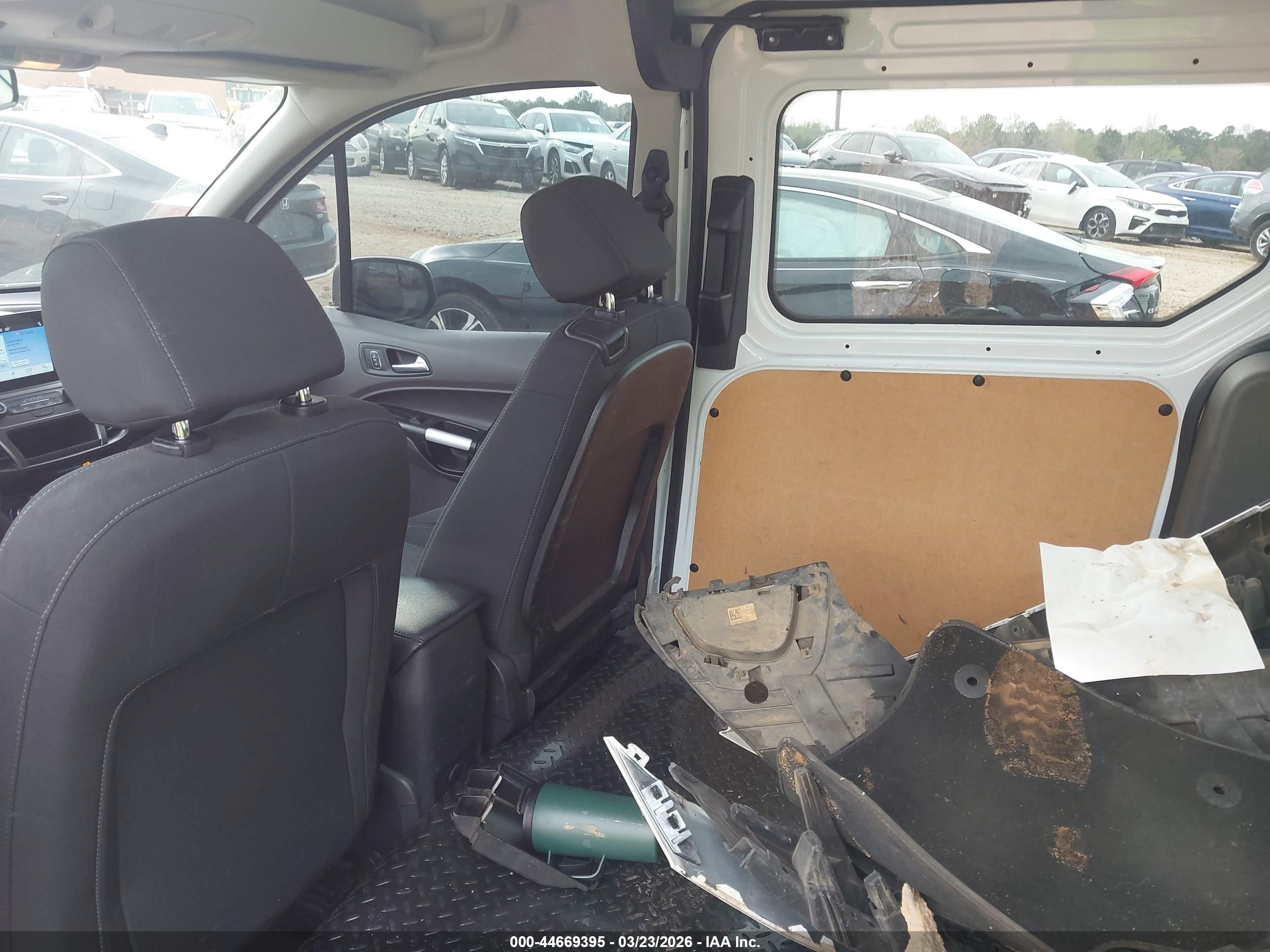 FORD TRANSIT image 8