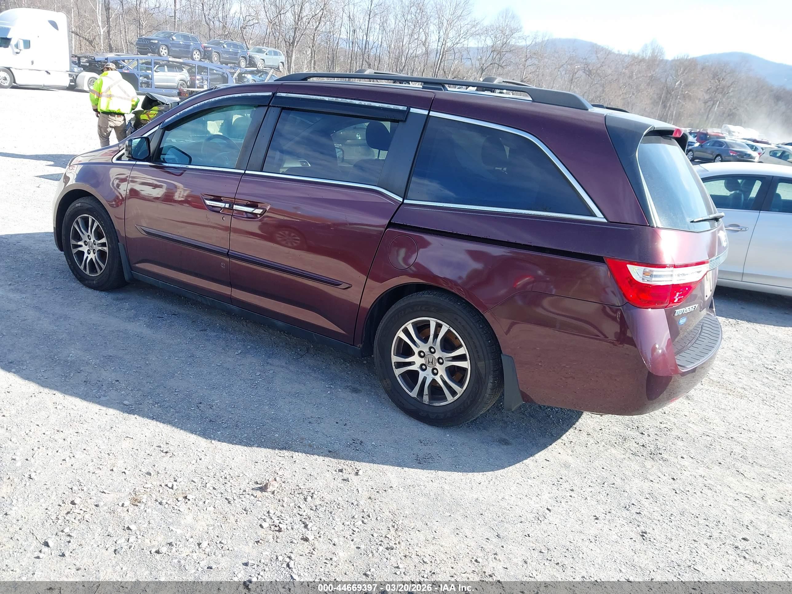 HONDA ODYSSEY image 3