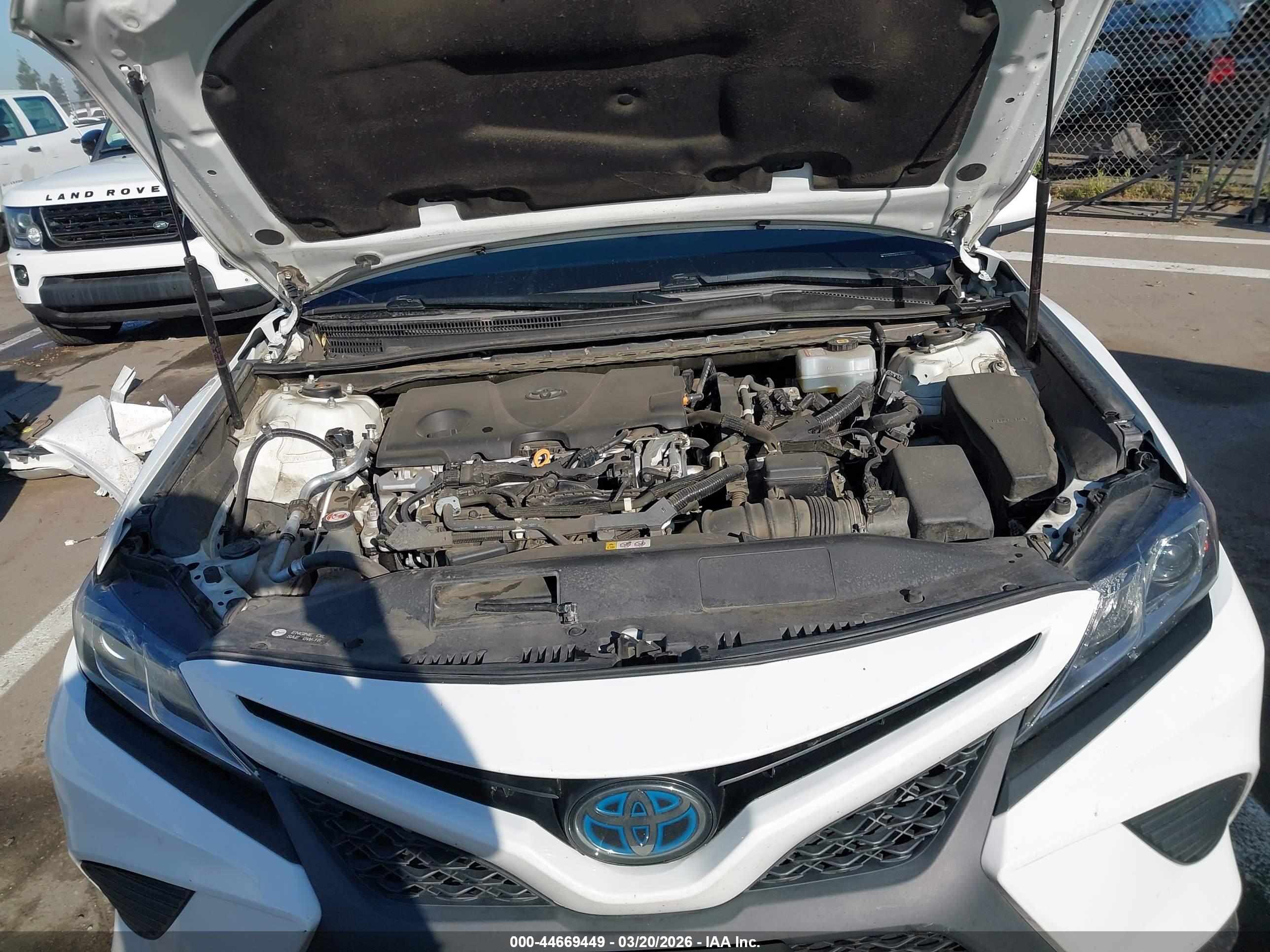 TOYOTA CAMRY image 10