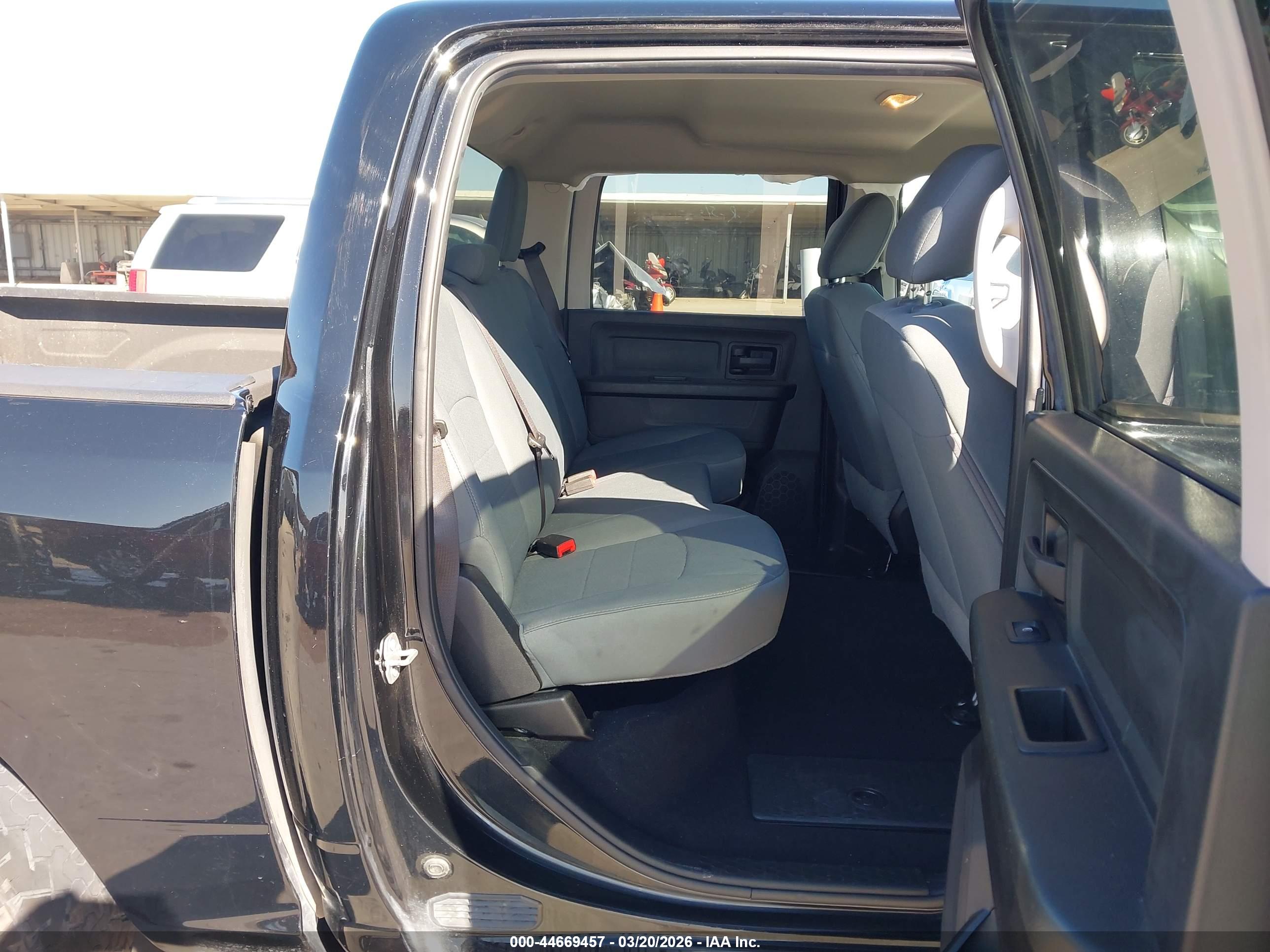 RAM 1500 image 8