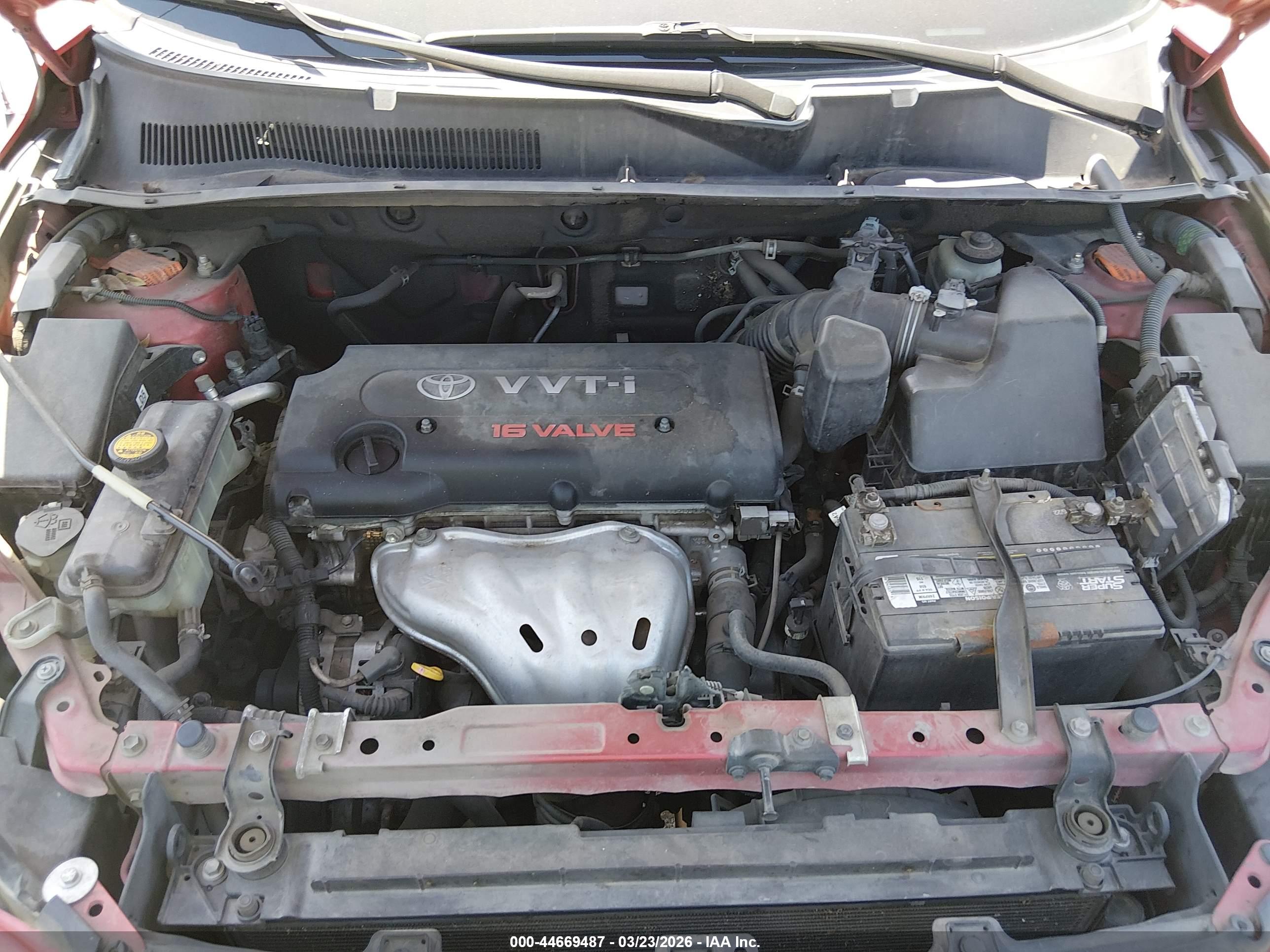 TOYOTA RAV4 image 10