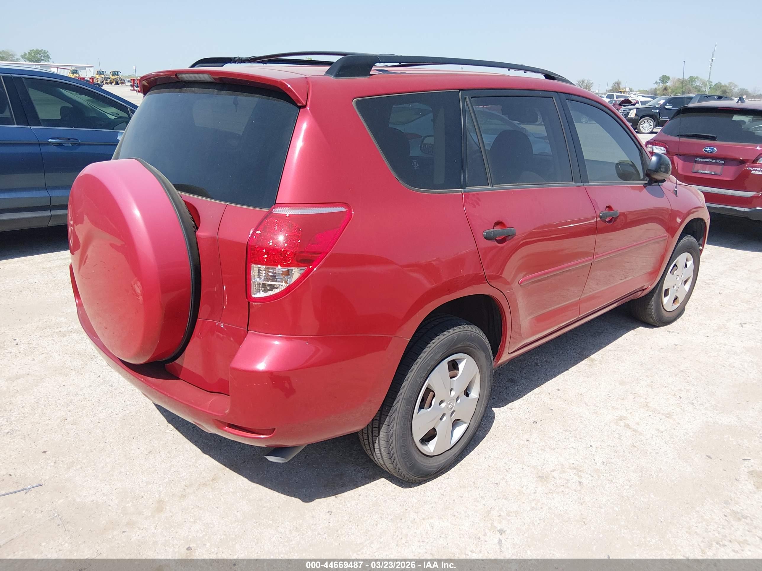 TOYOTA RAV4 image 4
