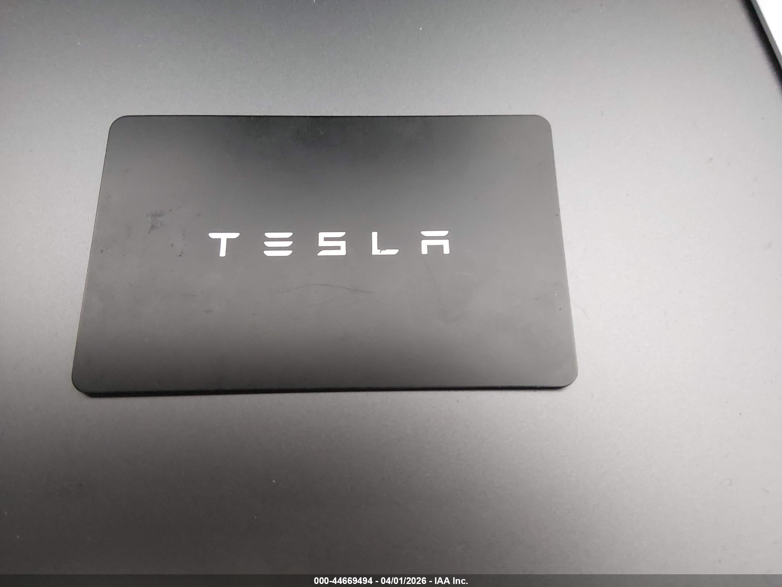 TESLA MODEL image 11