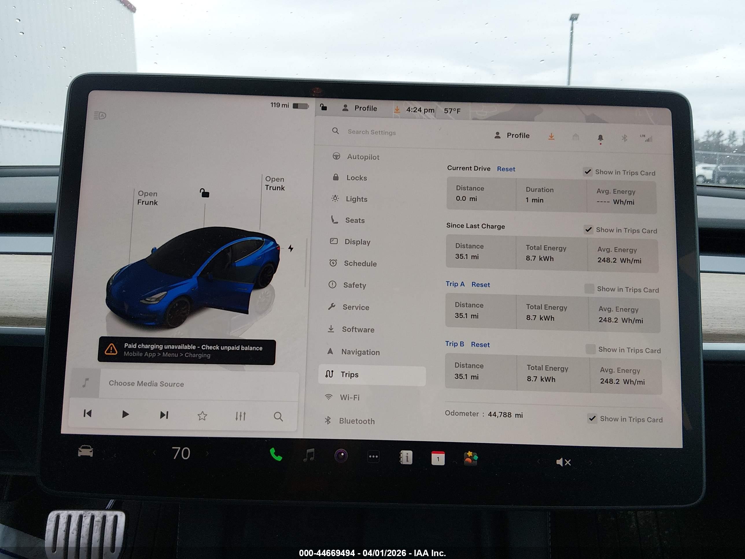 TESLA MODEL image 7