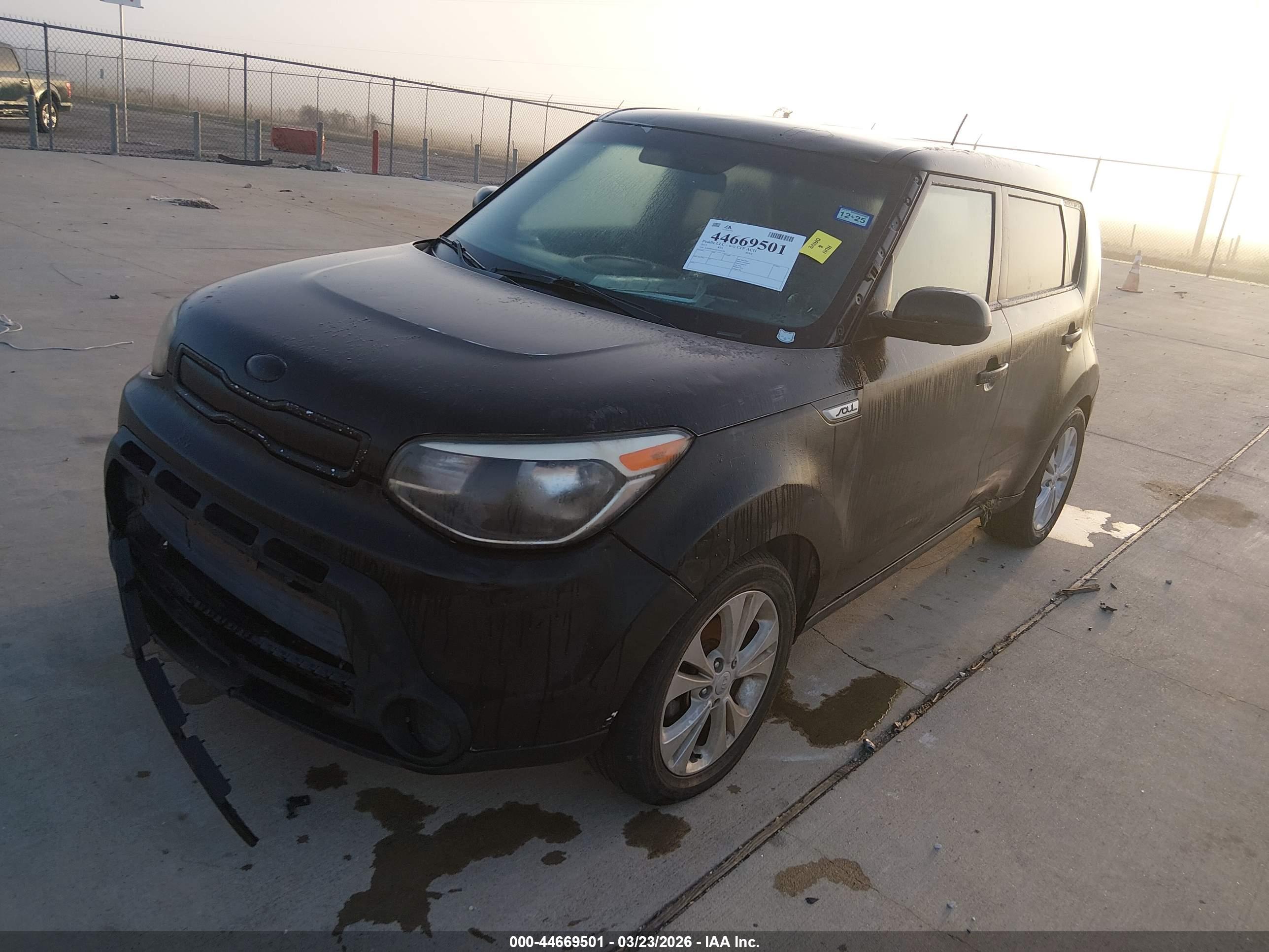KIA SOUL image 2