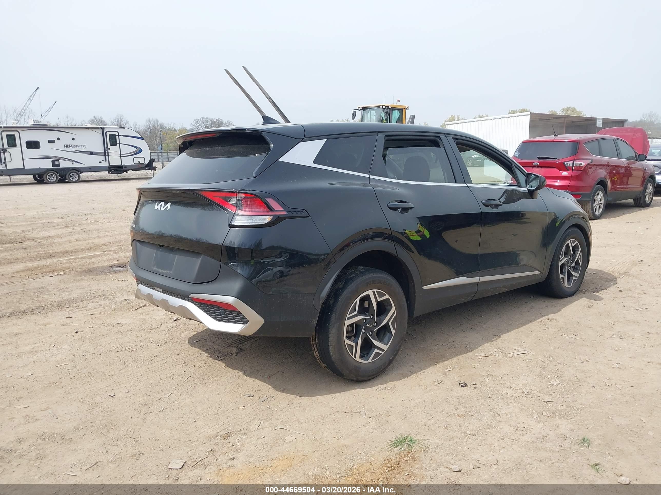 KIA SPORTAGE image 4