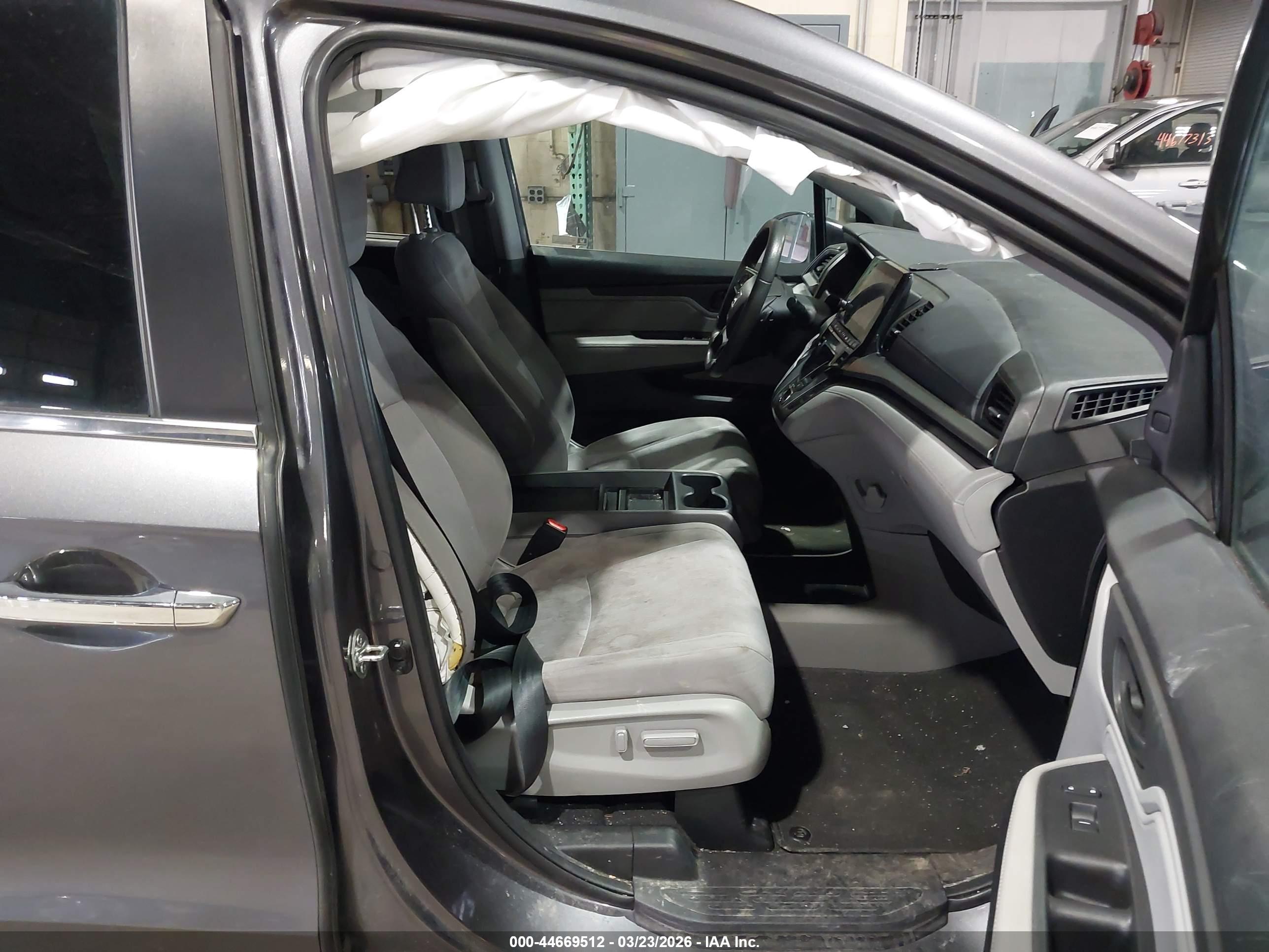 HONDA ODYSSEY image 5