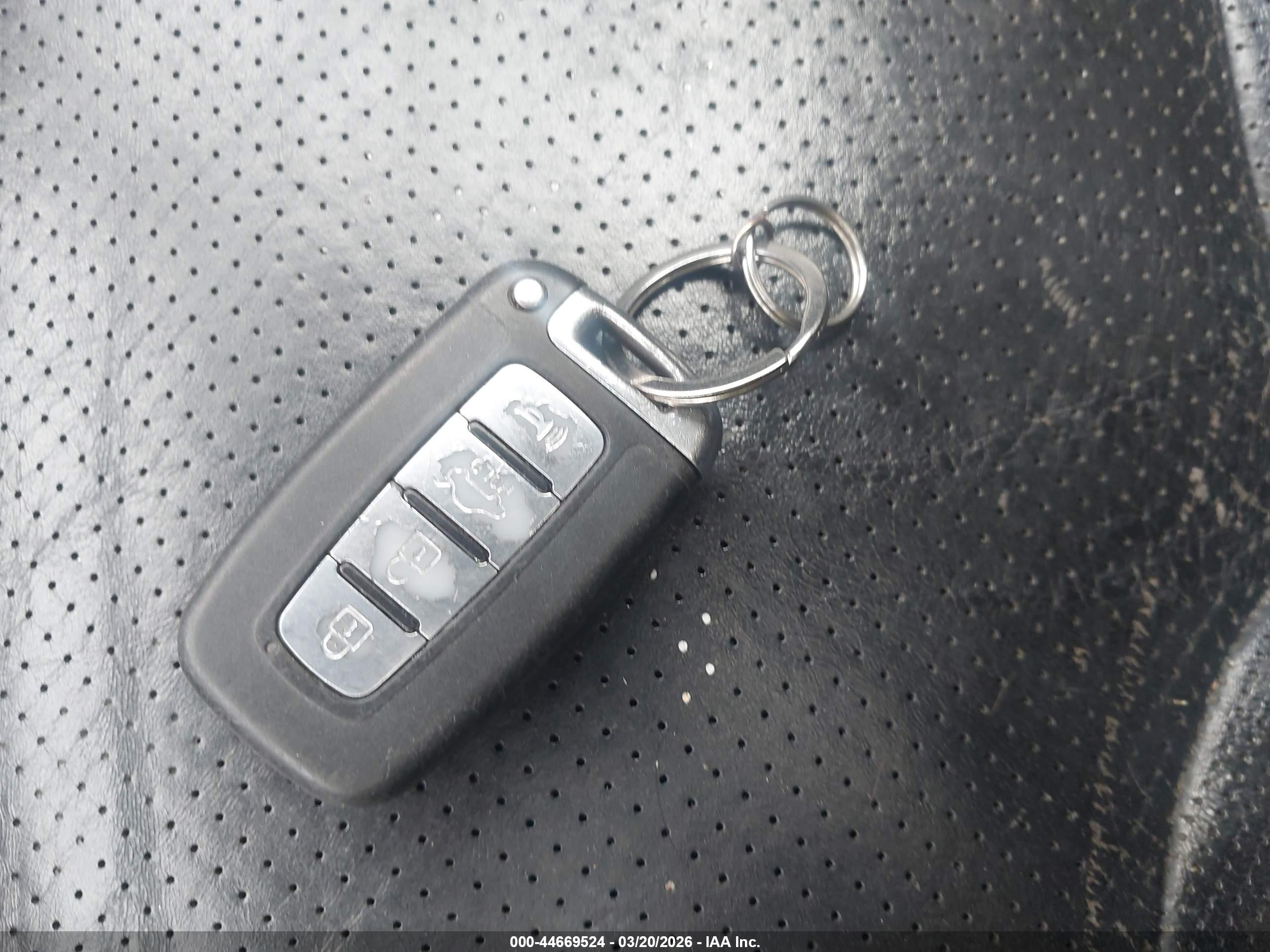 HYUNDAI AZERA image 11