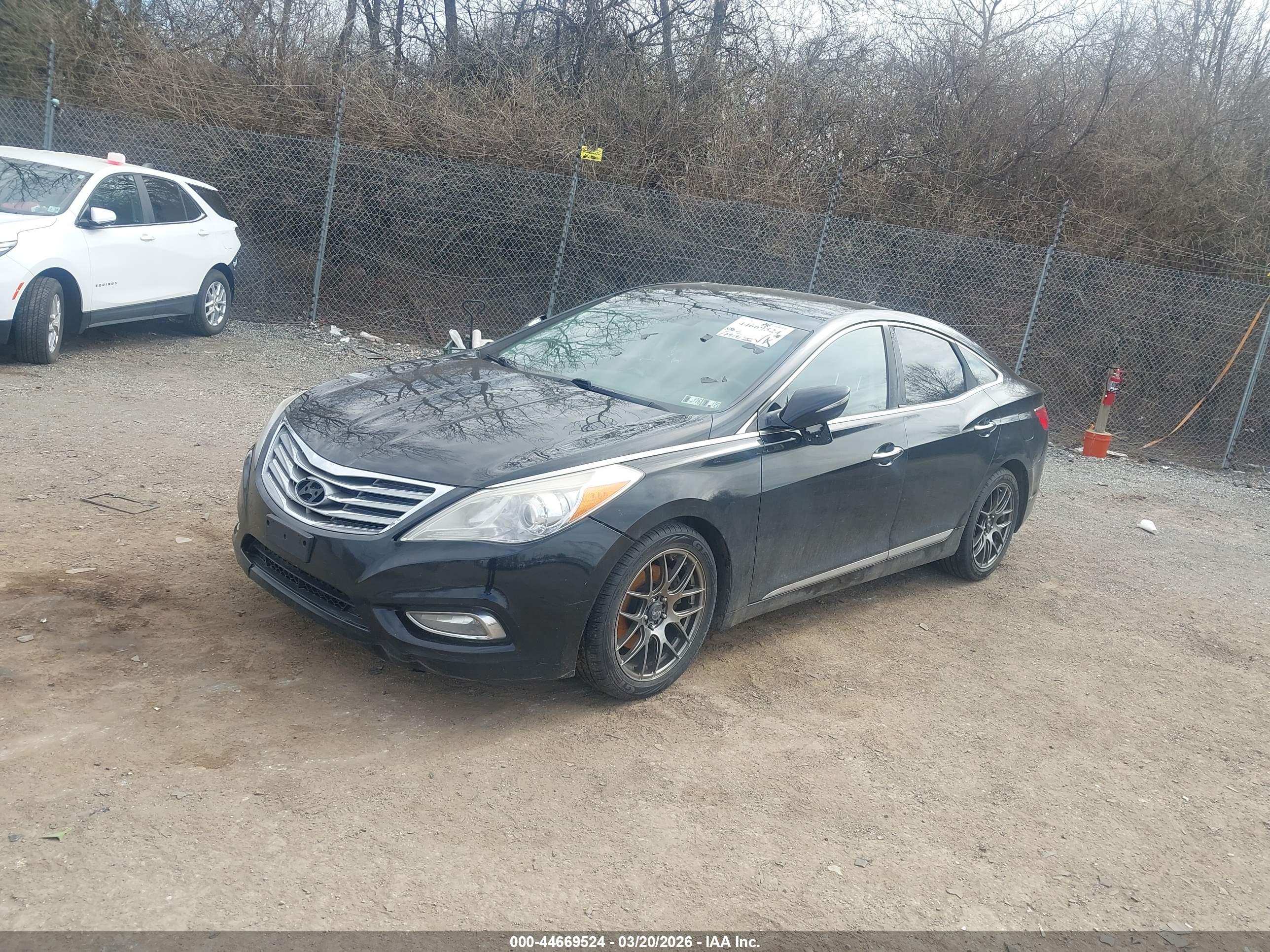 HYUNDAI AZERA image 2