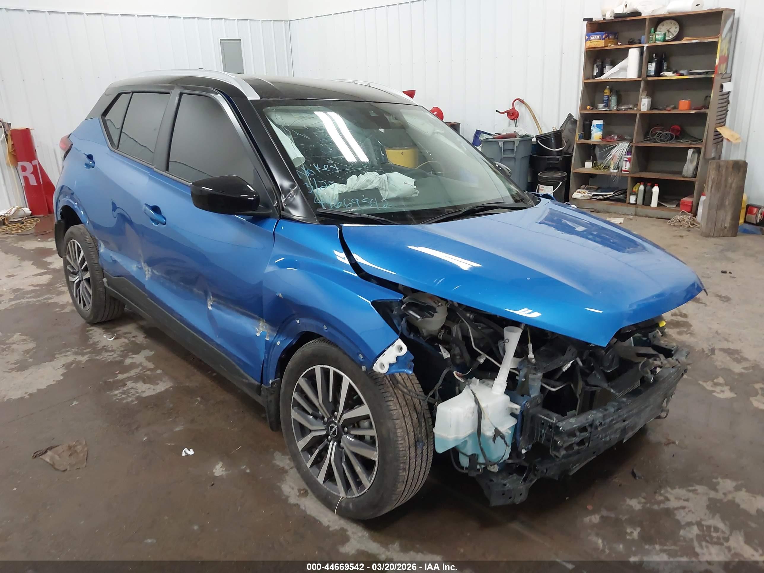 NISSAN KICKS image 6