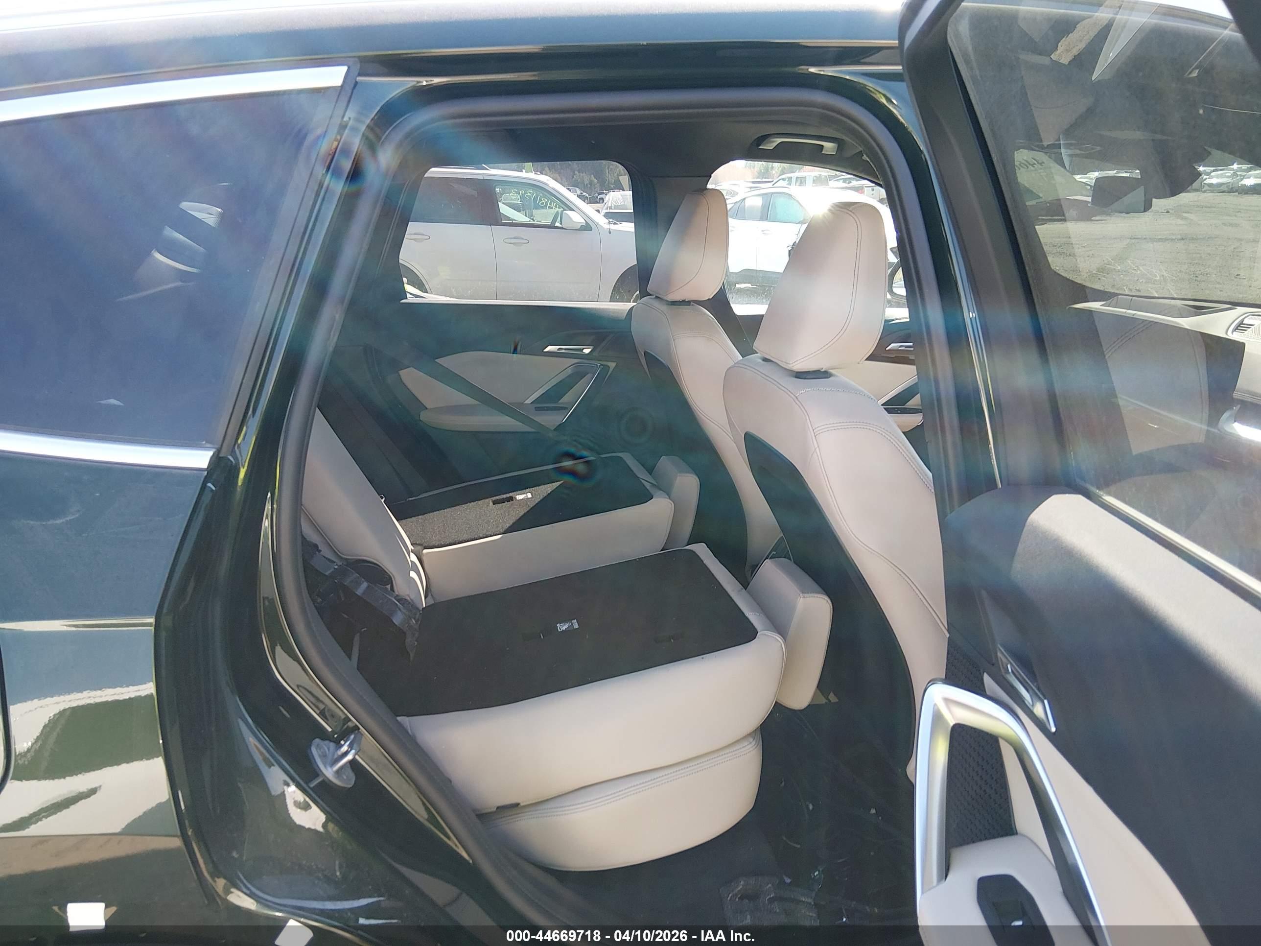 BMW X1 image 8