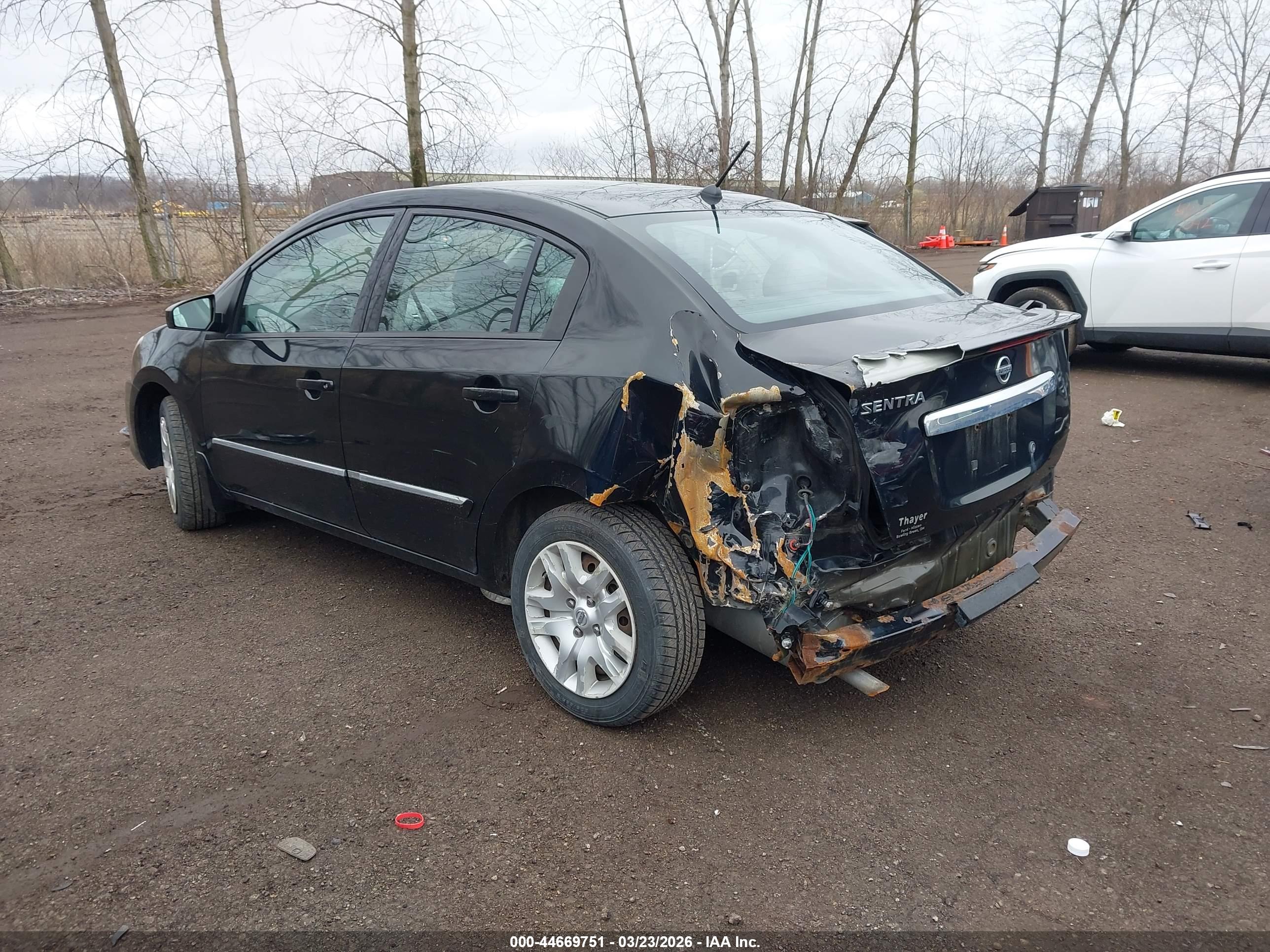 NISSAN SENTRA image 3