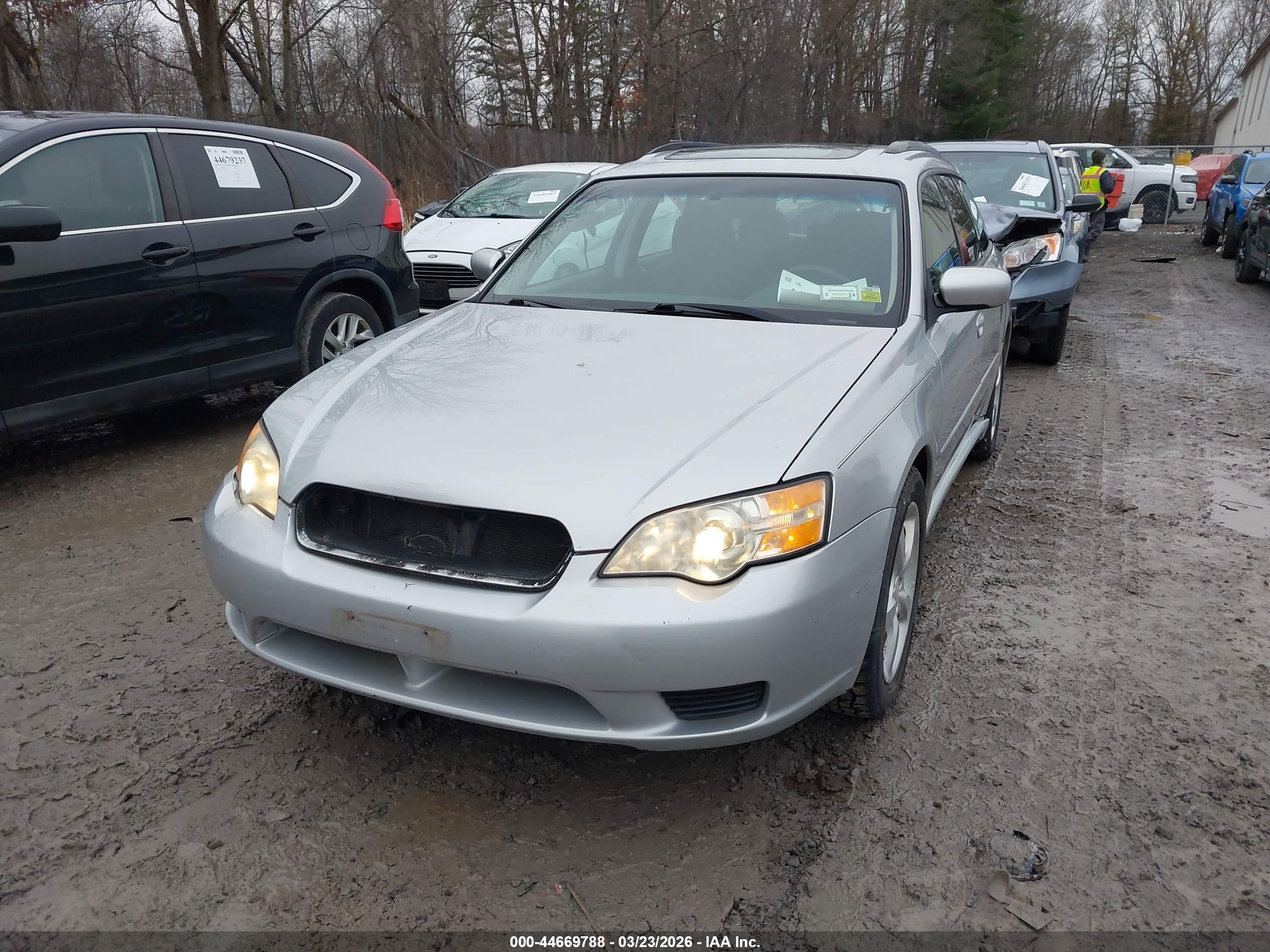 SUBARU LEGACY image 6