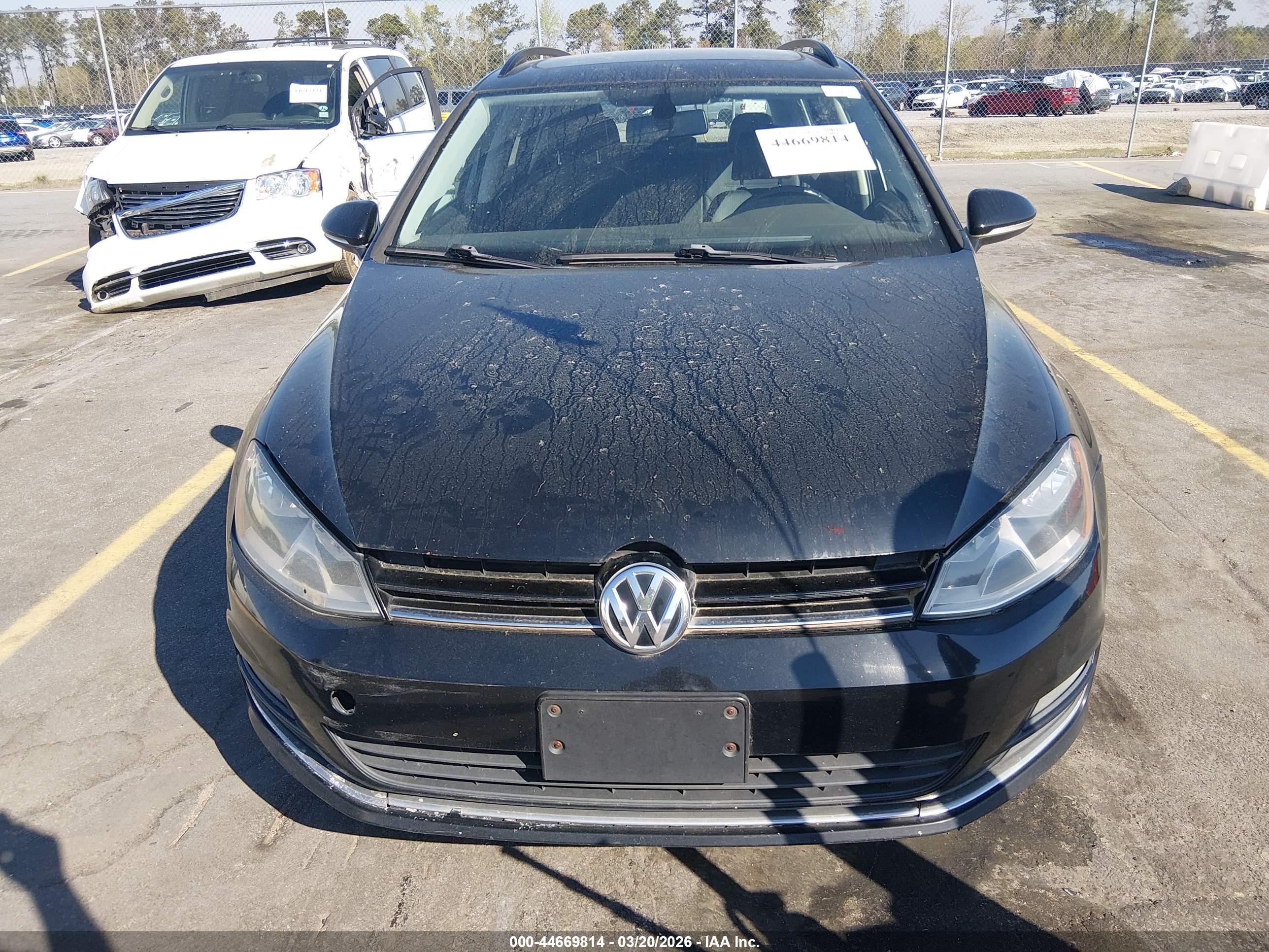 VOLKSWAGEN GOLF image 6