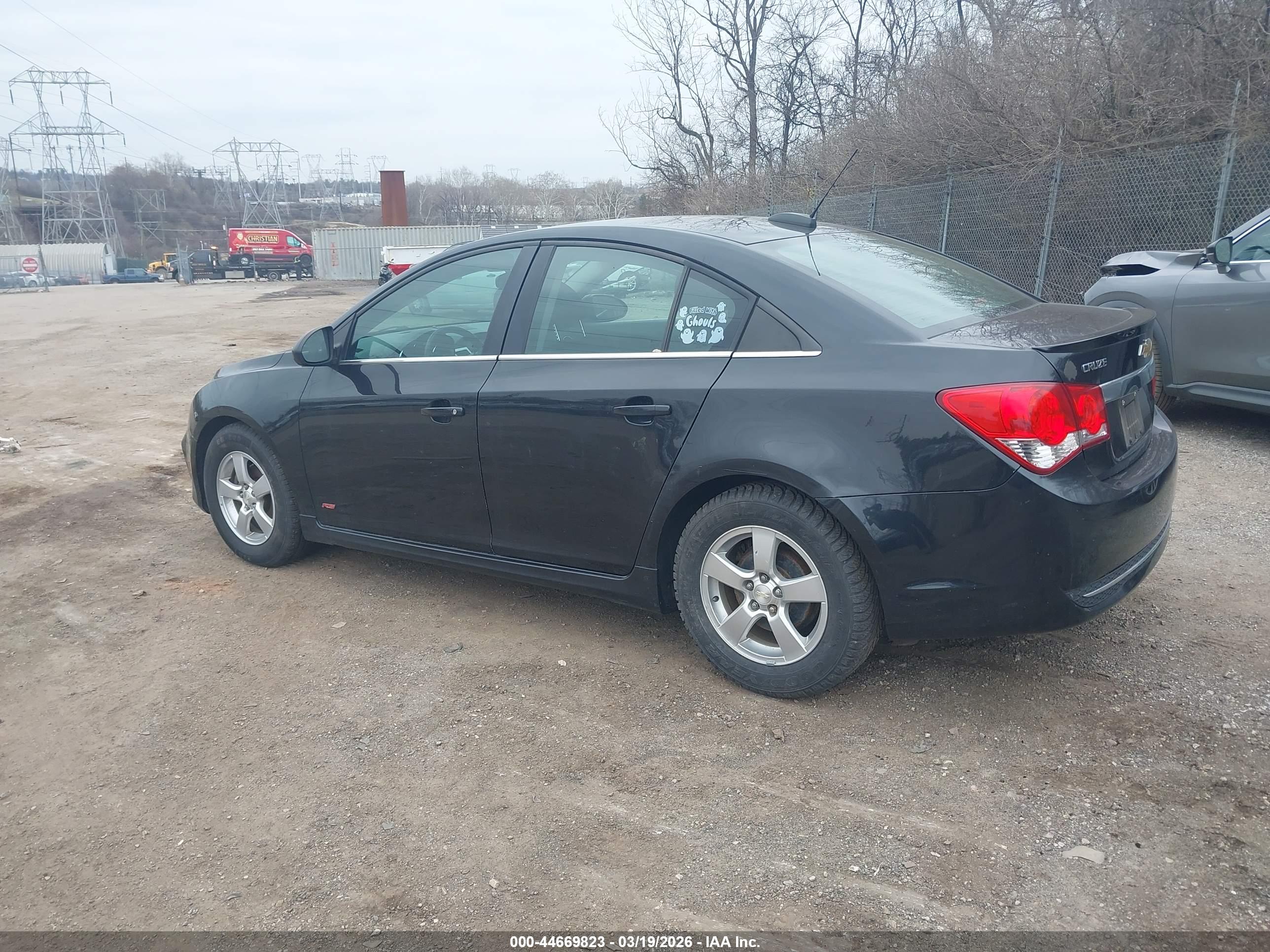 CHEVROLET CRUZE image 3