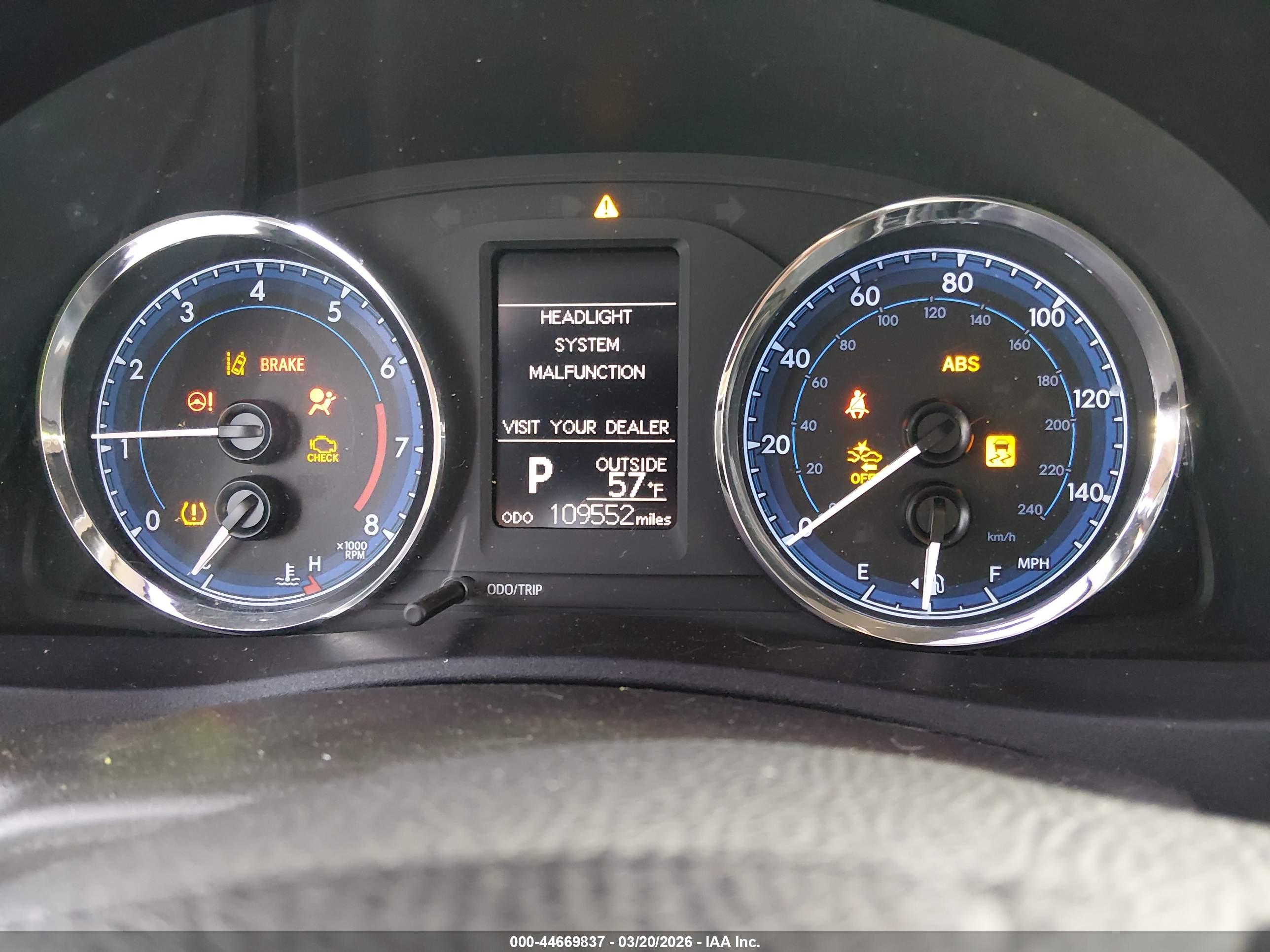 TOYOTA COROLLA image 7