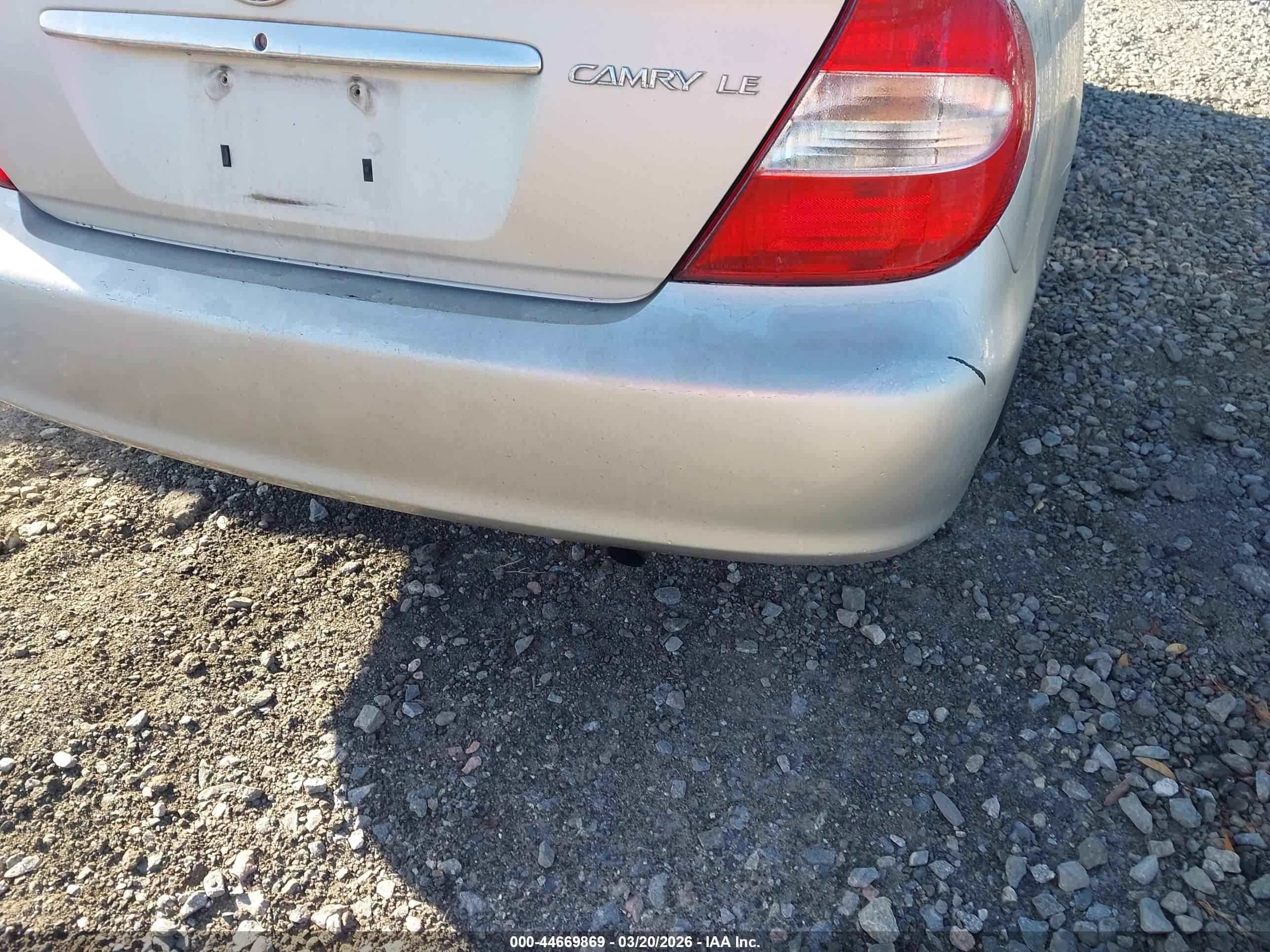 TOYOTA CAMRY image 6