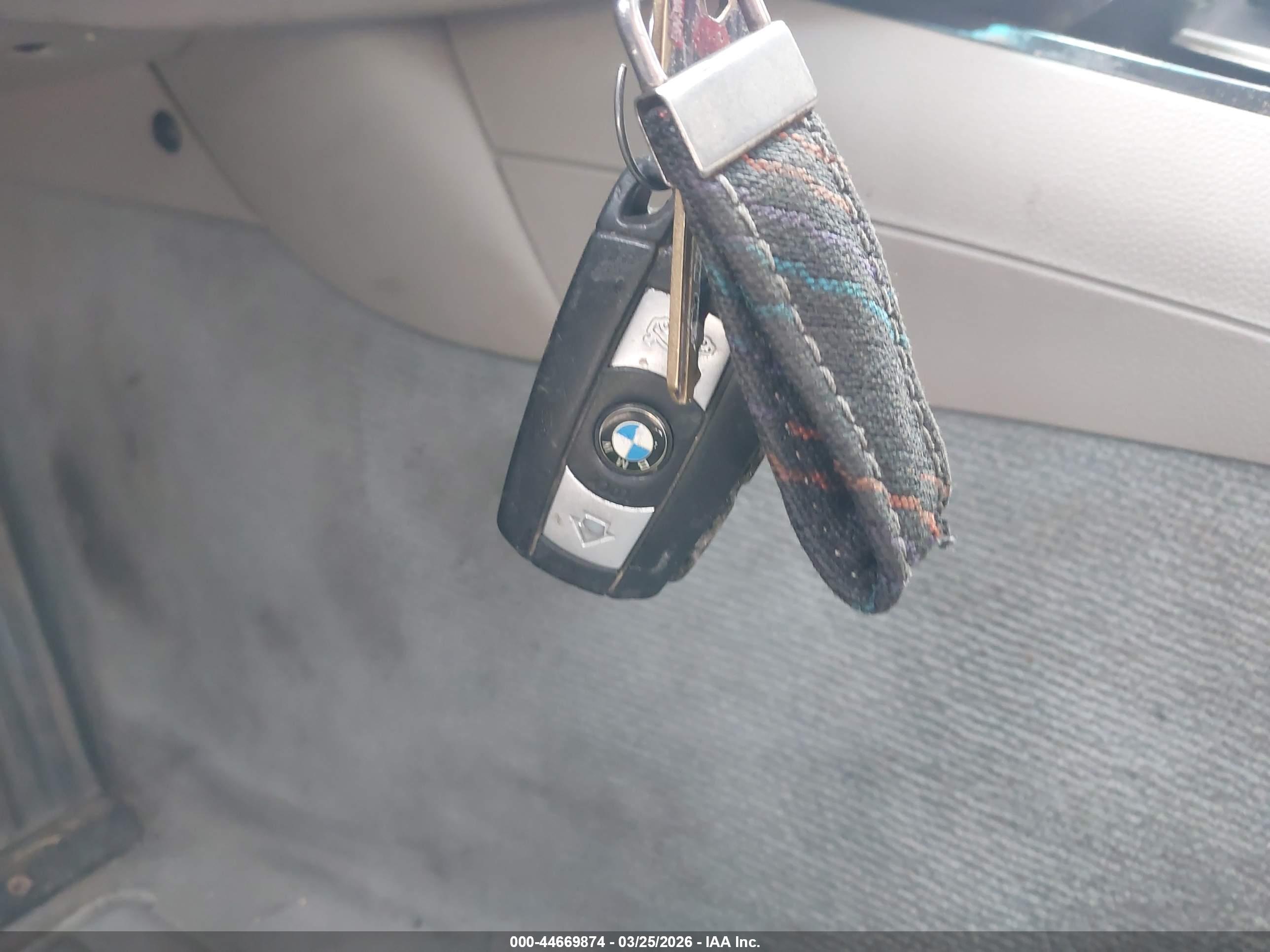 BMW 128I image 11