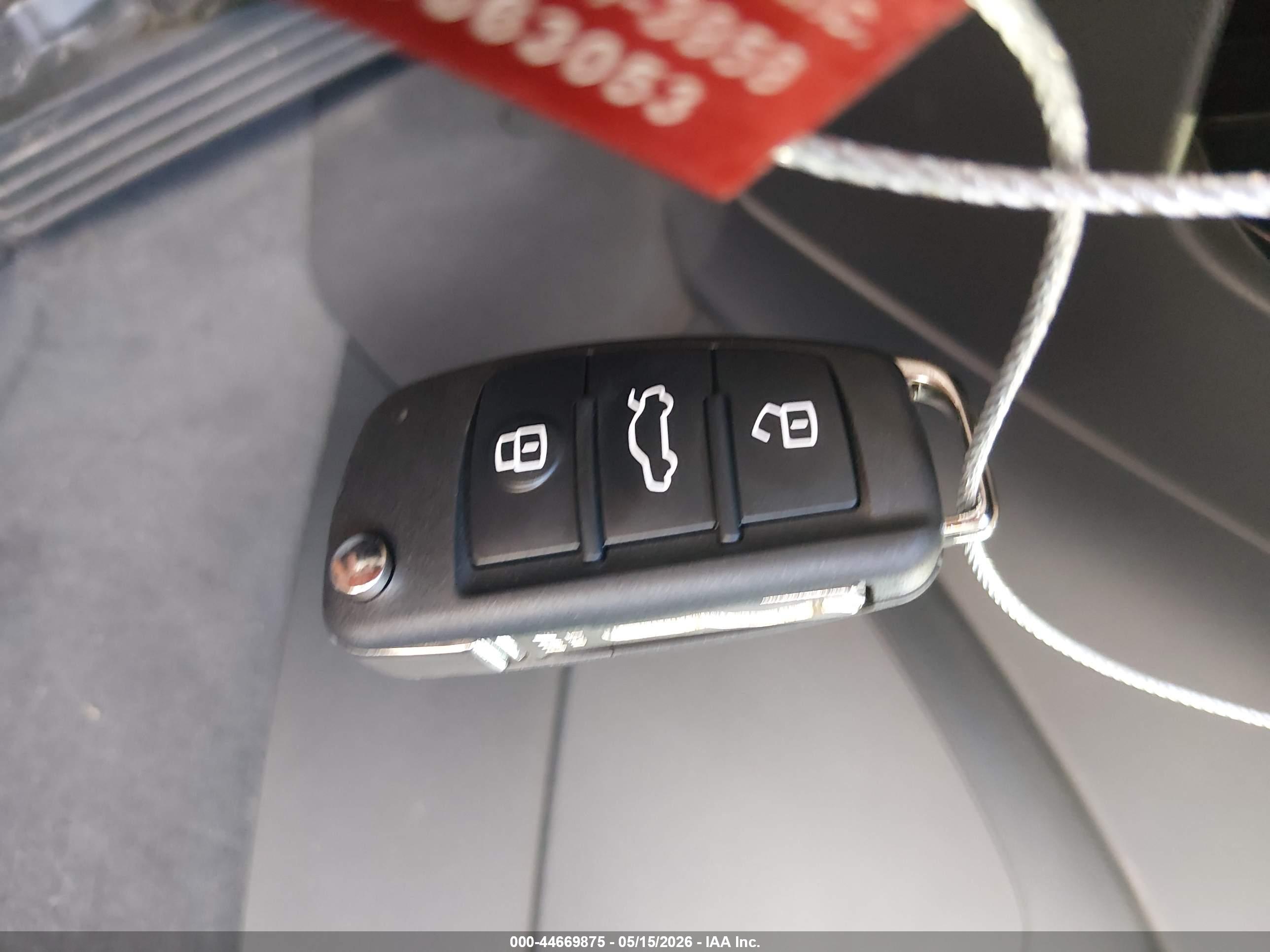AUDI Q3 image 11