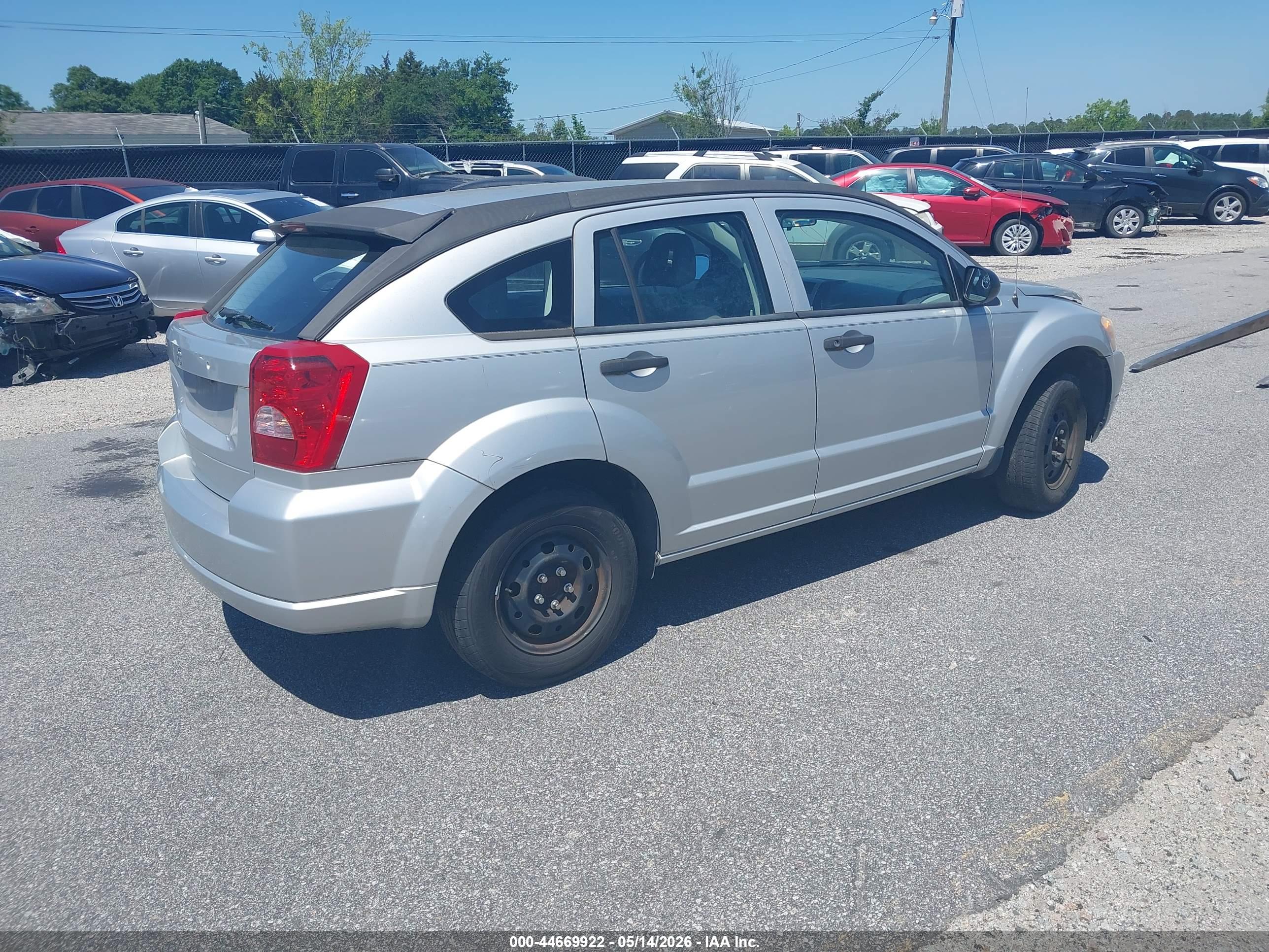 DODGE CALIBER image 4