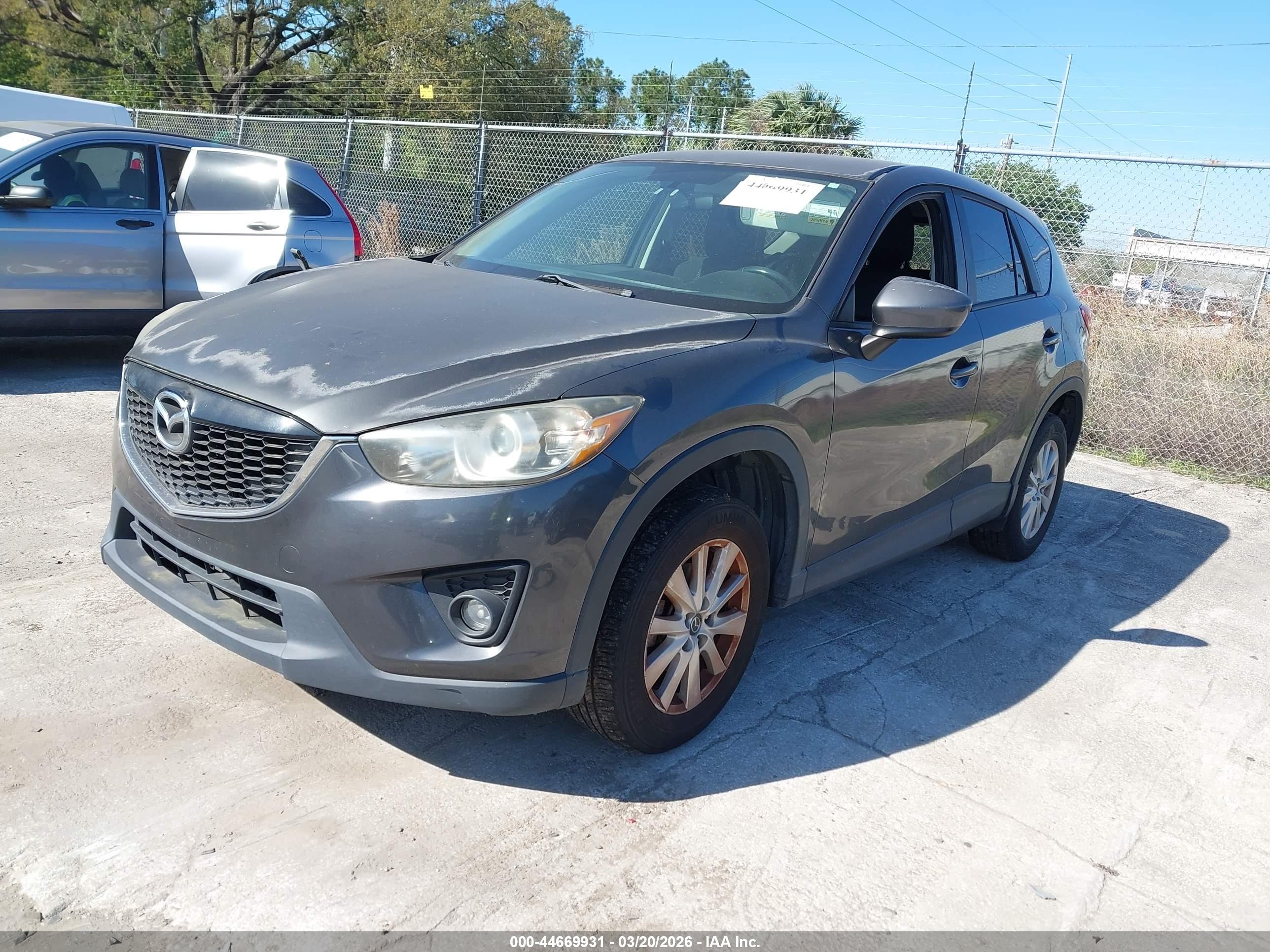 MAZDA CX-5 image 2