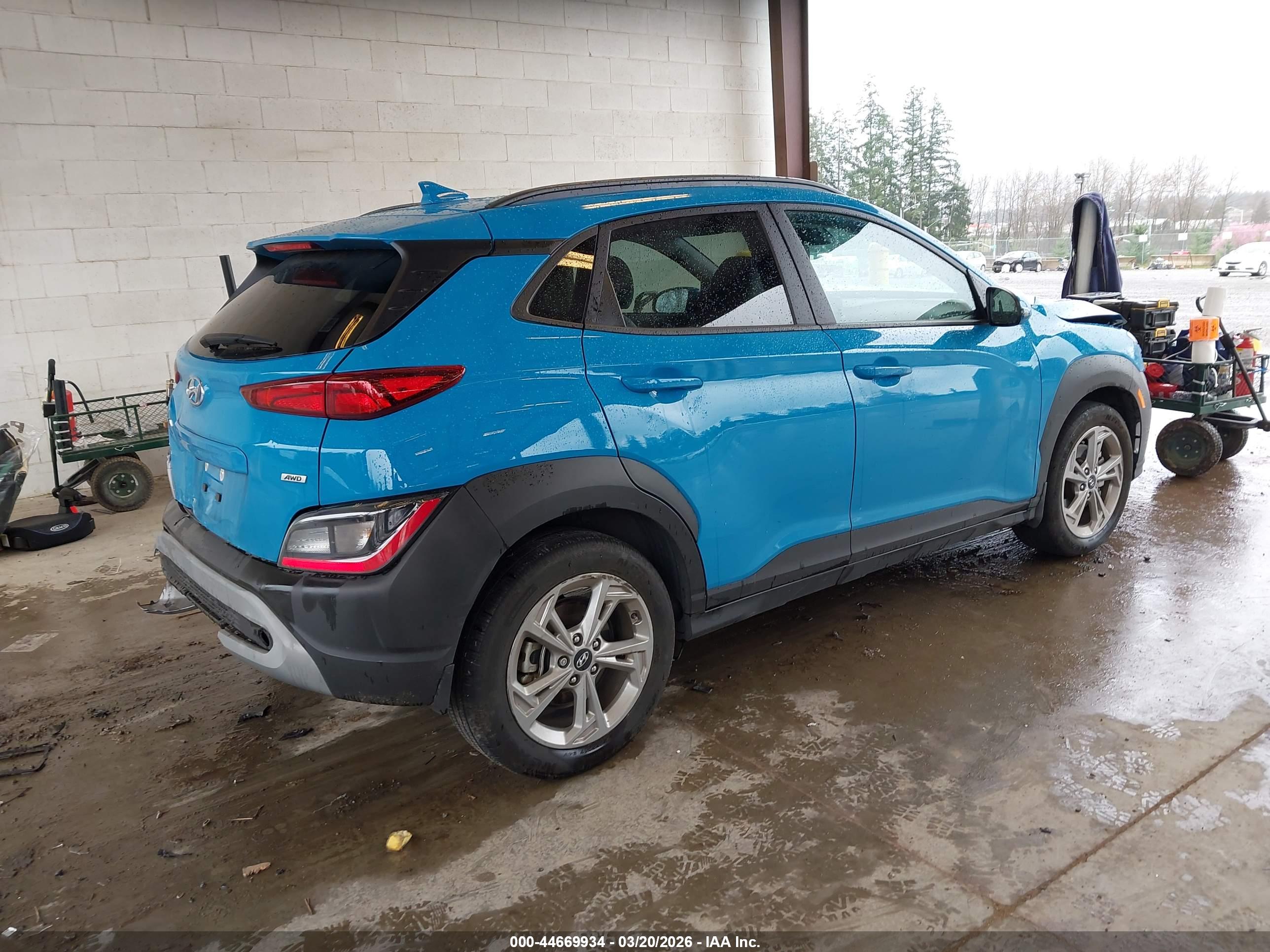 HYUNDAI KONA image 4