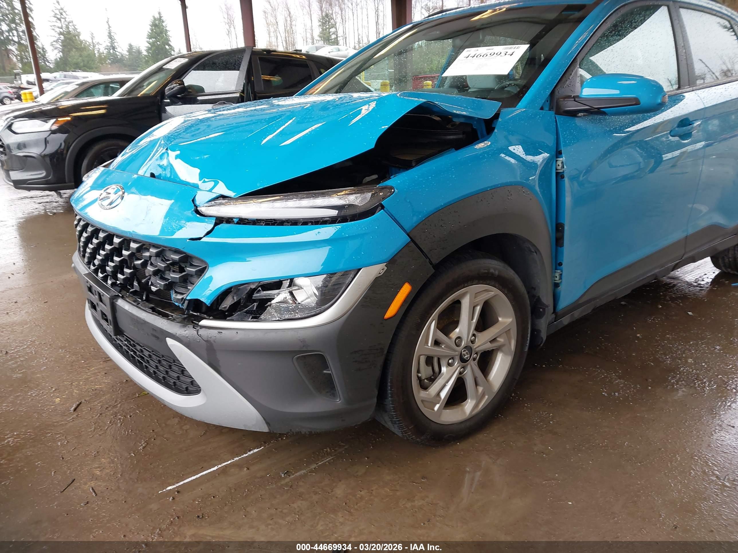 HYUNDAI KONA image 6