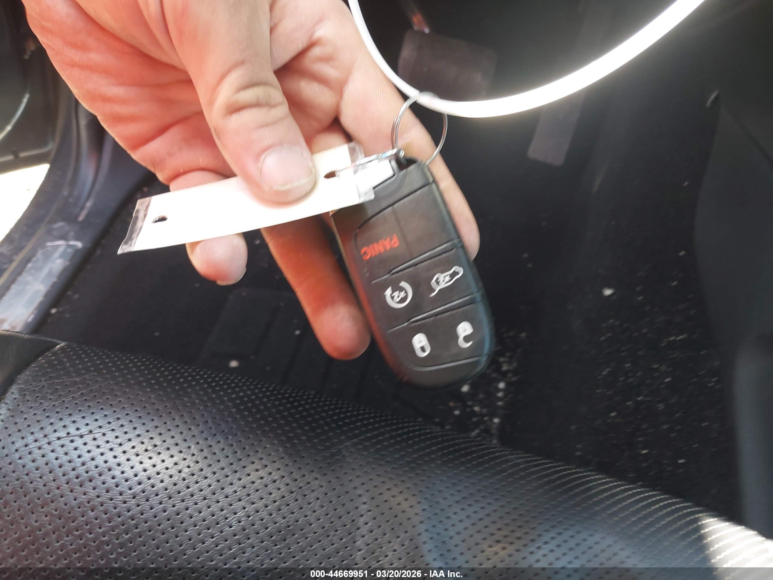 JEEP GRAND image 11