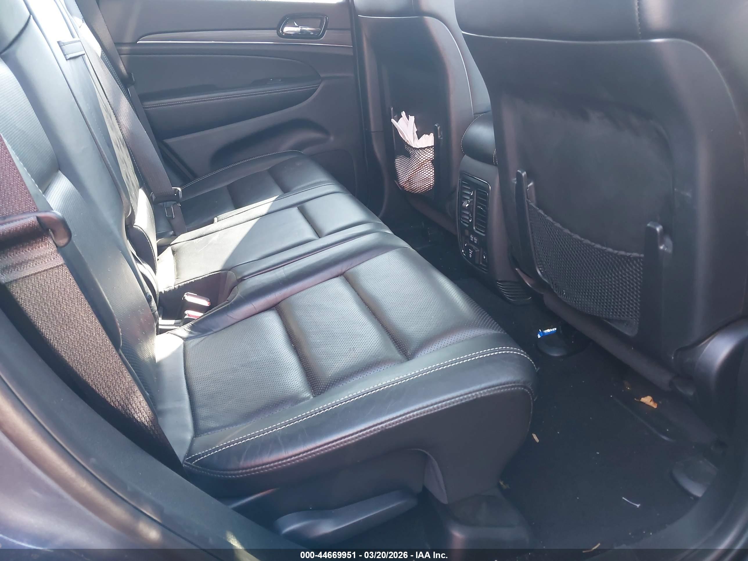 JEEP GRAND image 8
