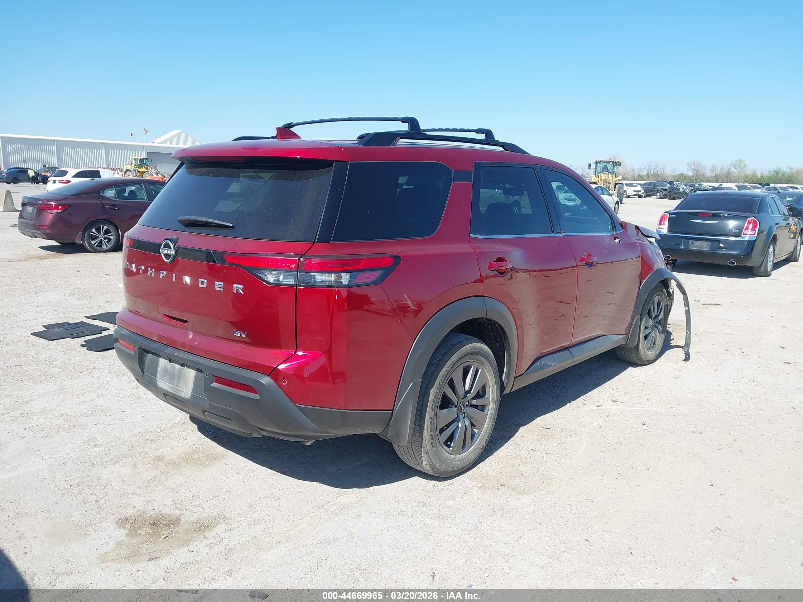 NISSAN PATHFINDER image 4