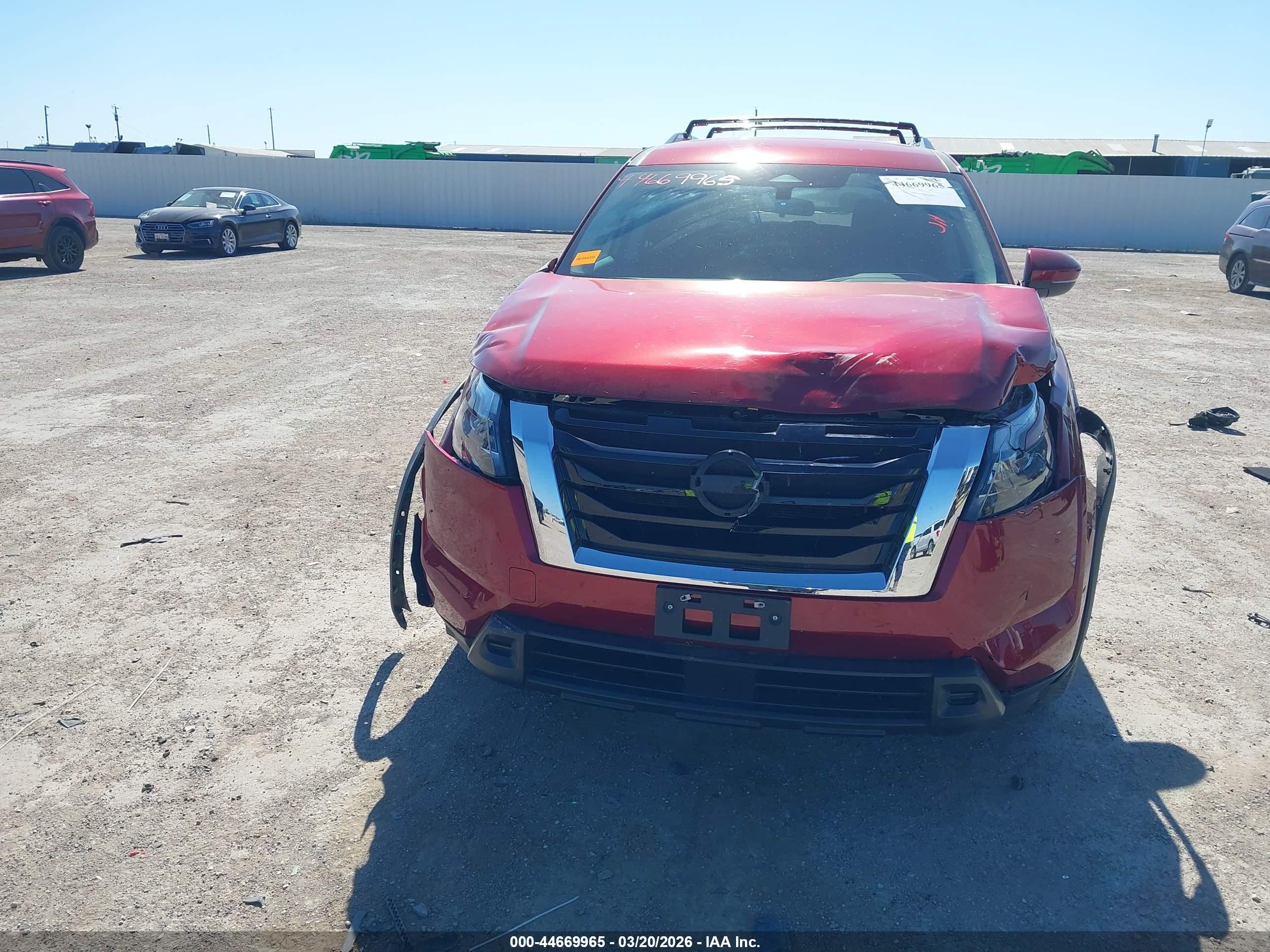 NISSAN PATHFINDER image 6