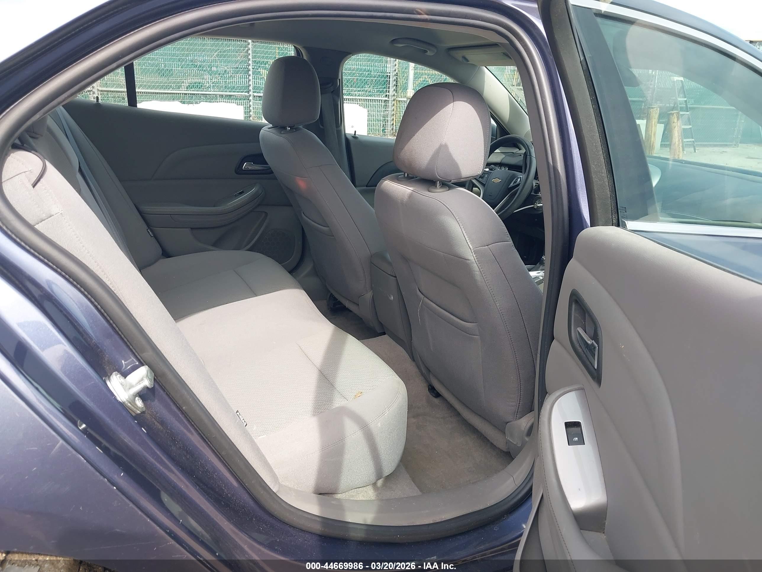 CHEVROLET MALIBU image 8