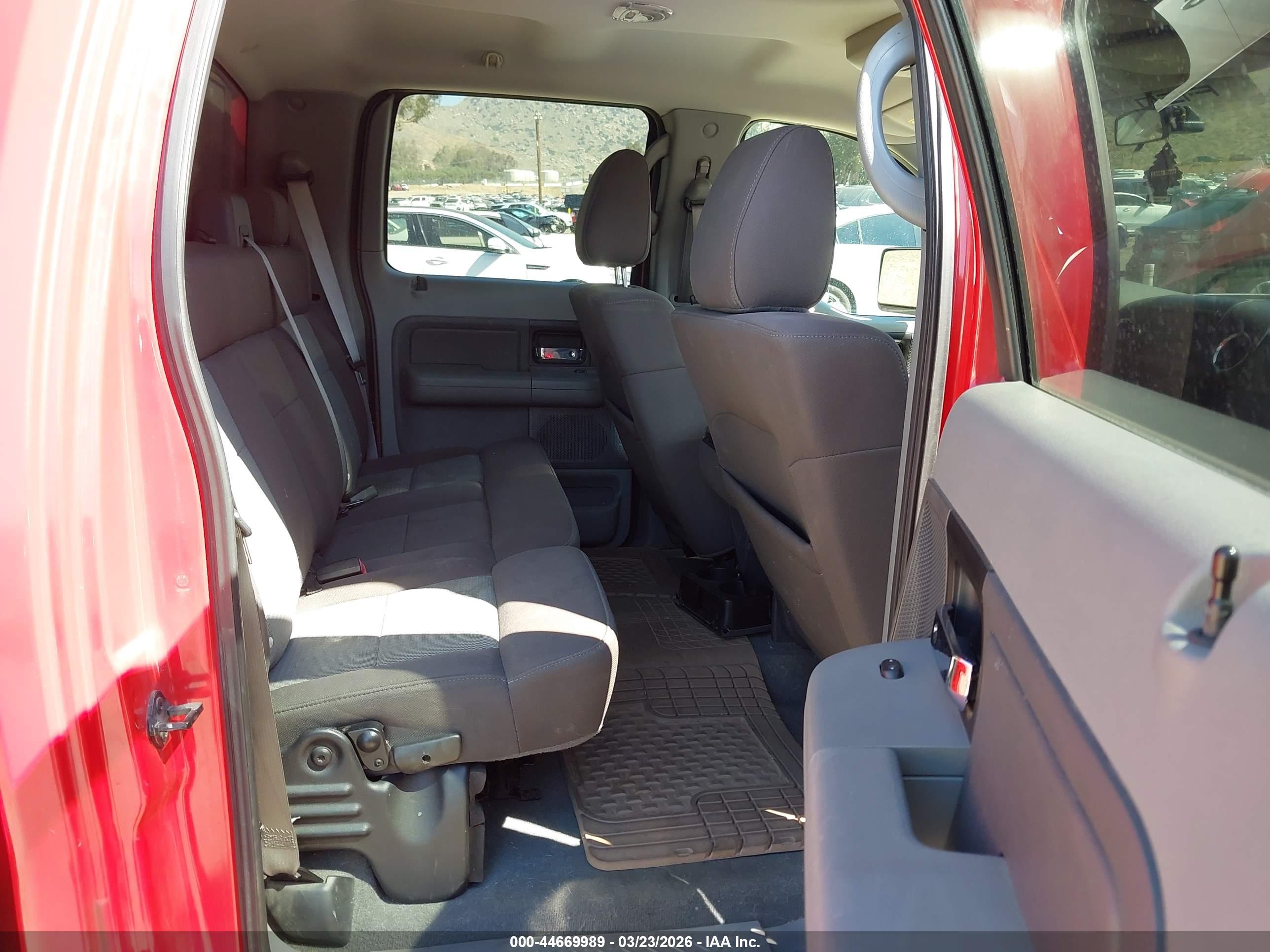FORD F-150 image 8