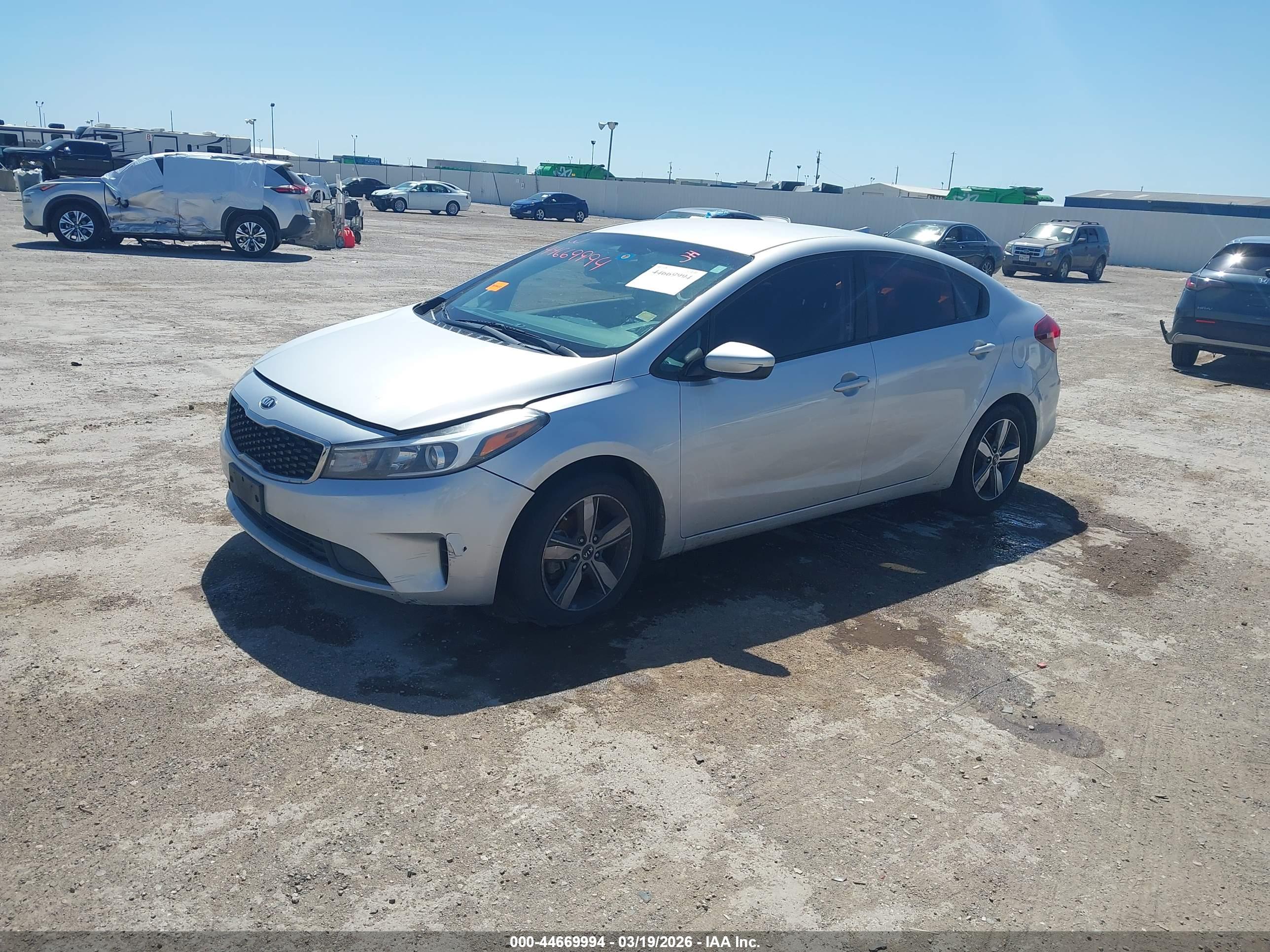 KIA FORTE image 2