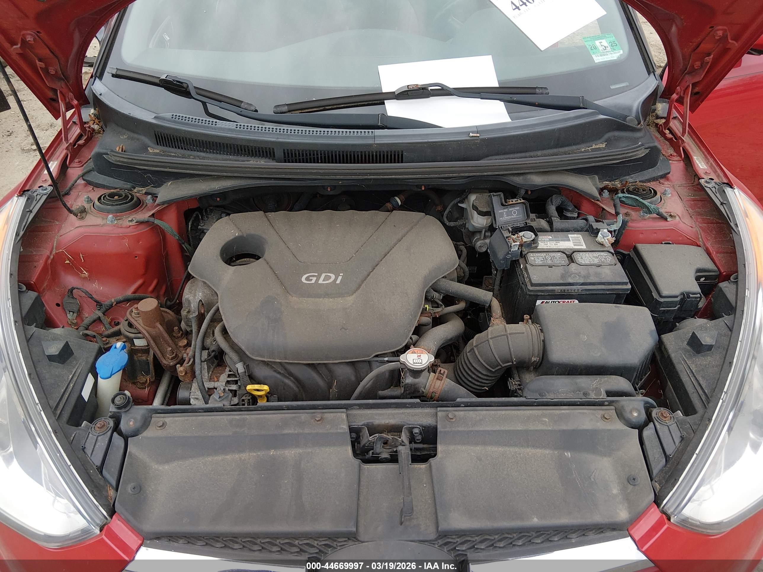 HYUNDAI VELOSTER image 10