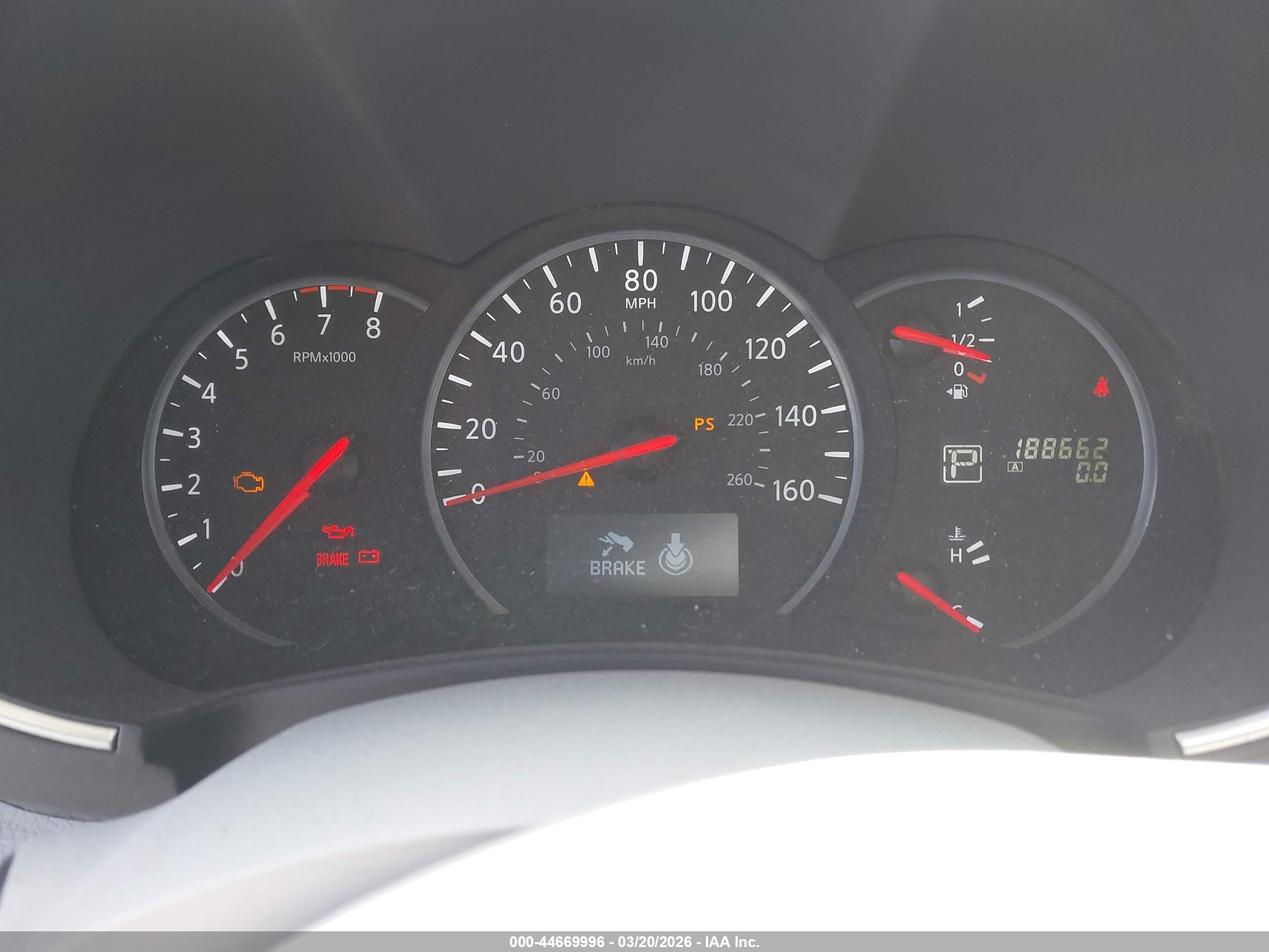 NISSAN QUEST image 7