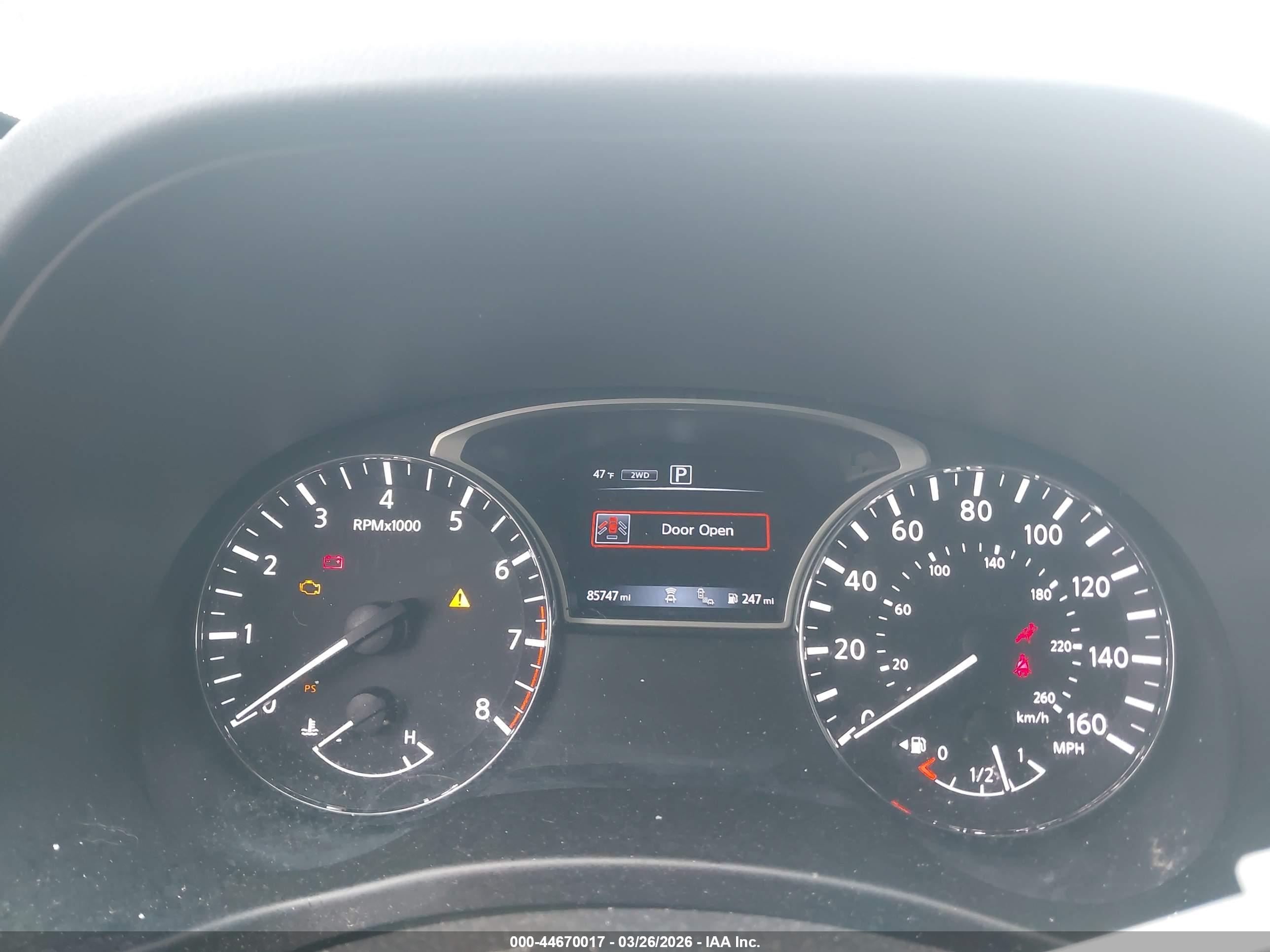 NISSAN PATHFINDER image 7