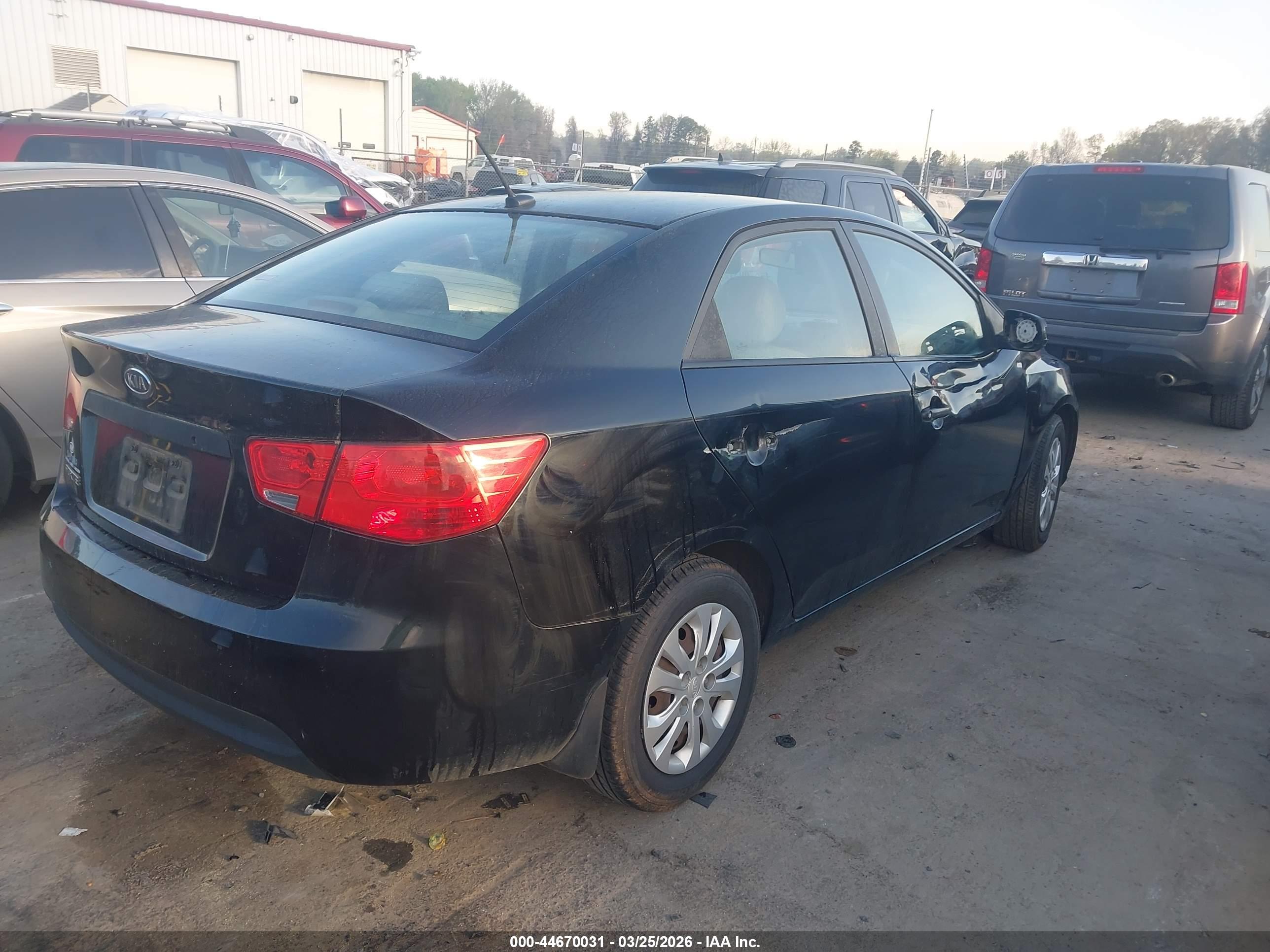 KIA FORTE image 4