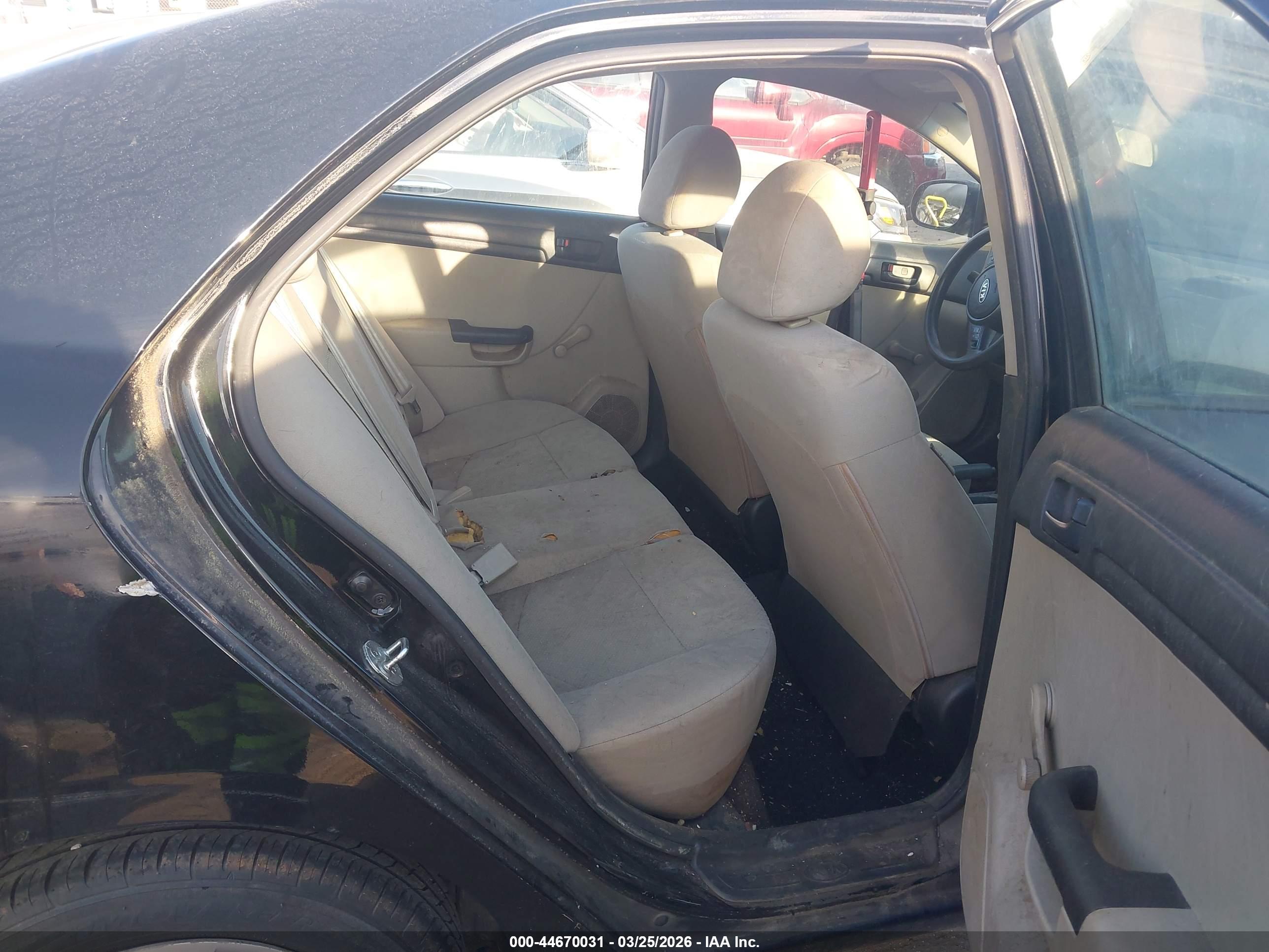 KIA FORTE image 8