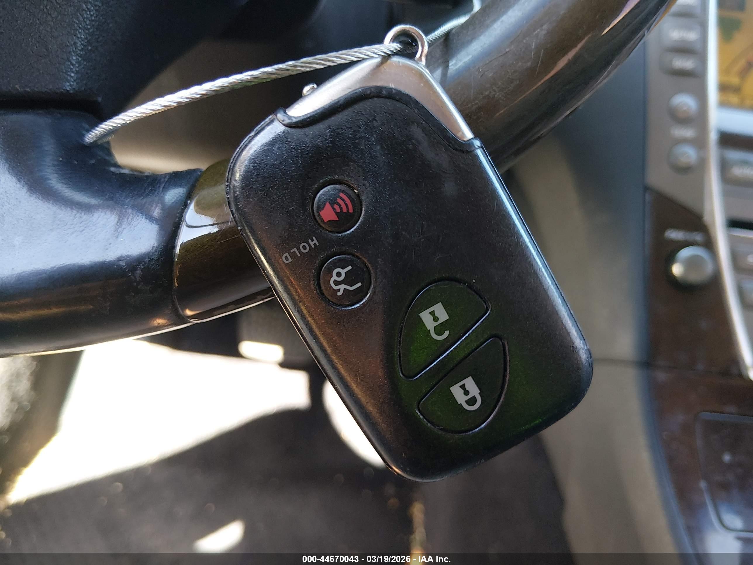 LEXUS ES image 11