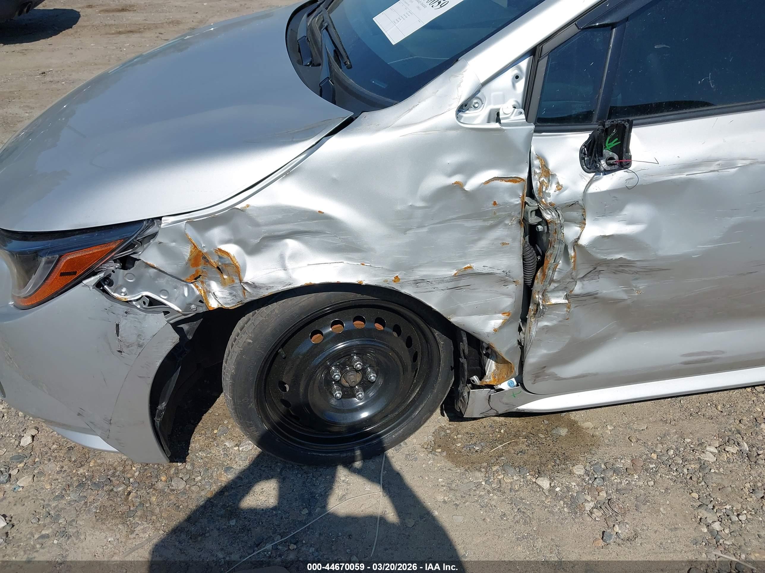 TOYOTA COROLLA image 6