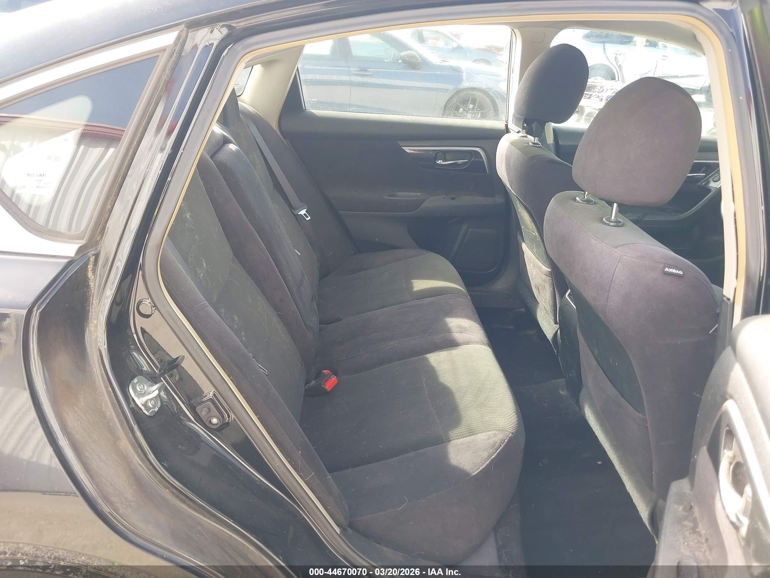 NISSAN ALTIMA image 8