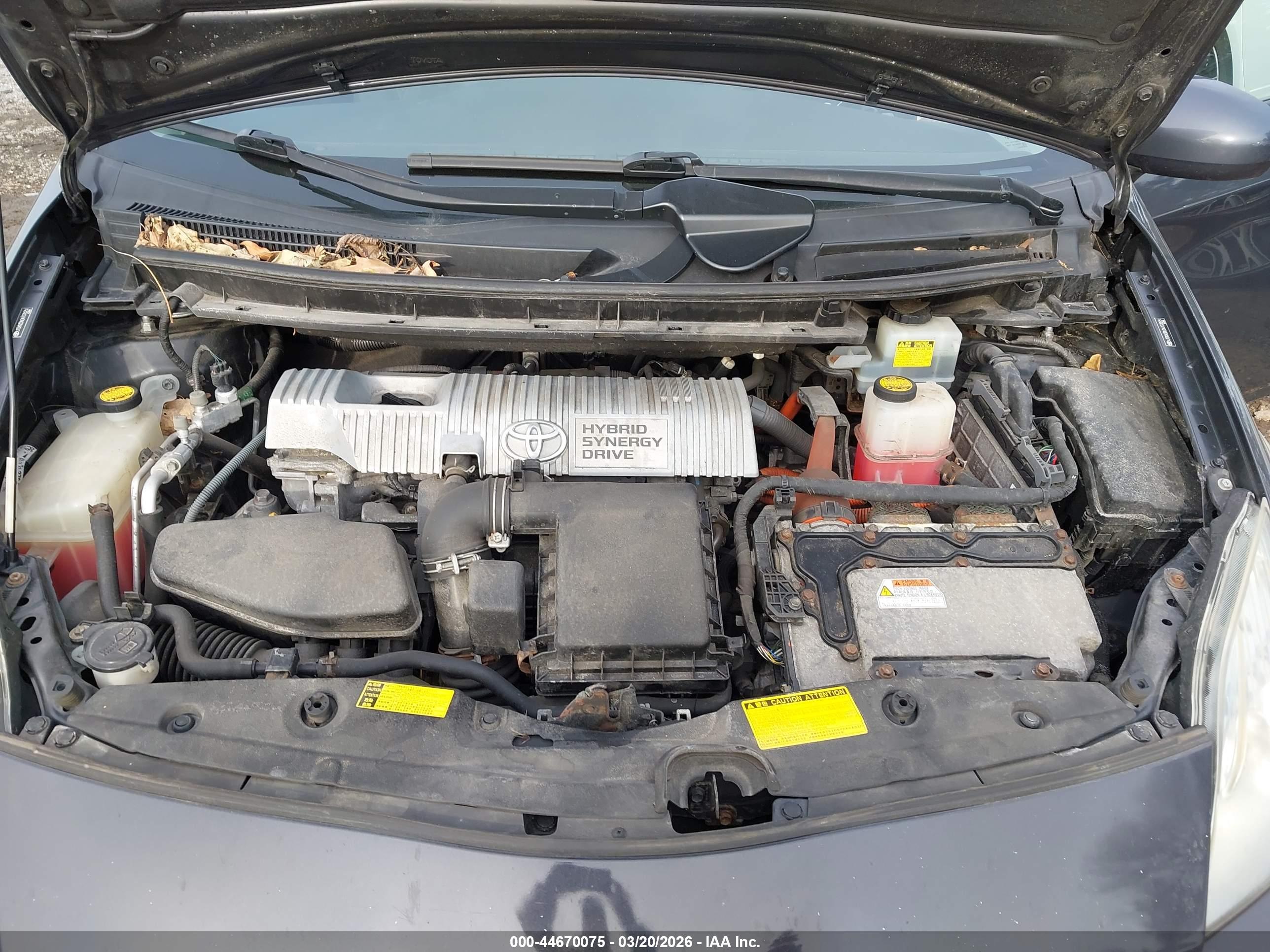 TOYOTA PRIUS image 10