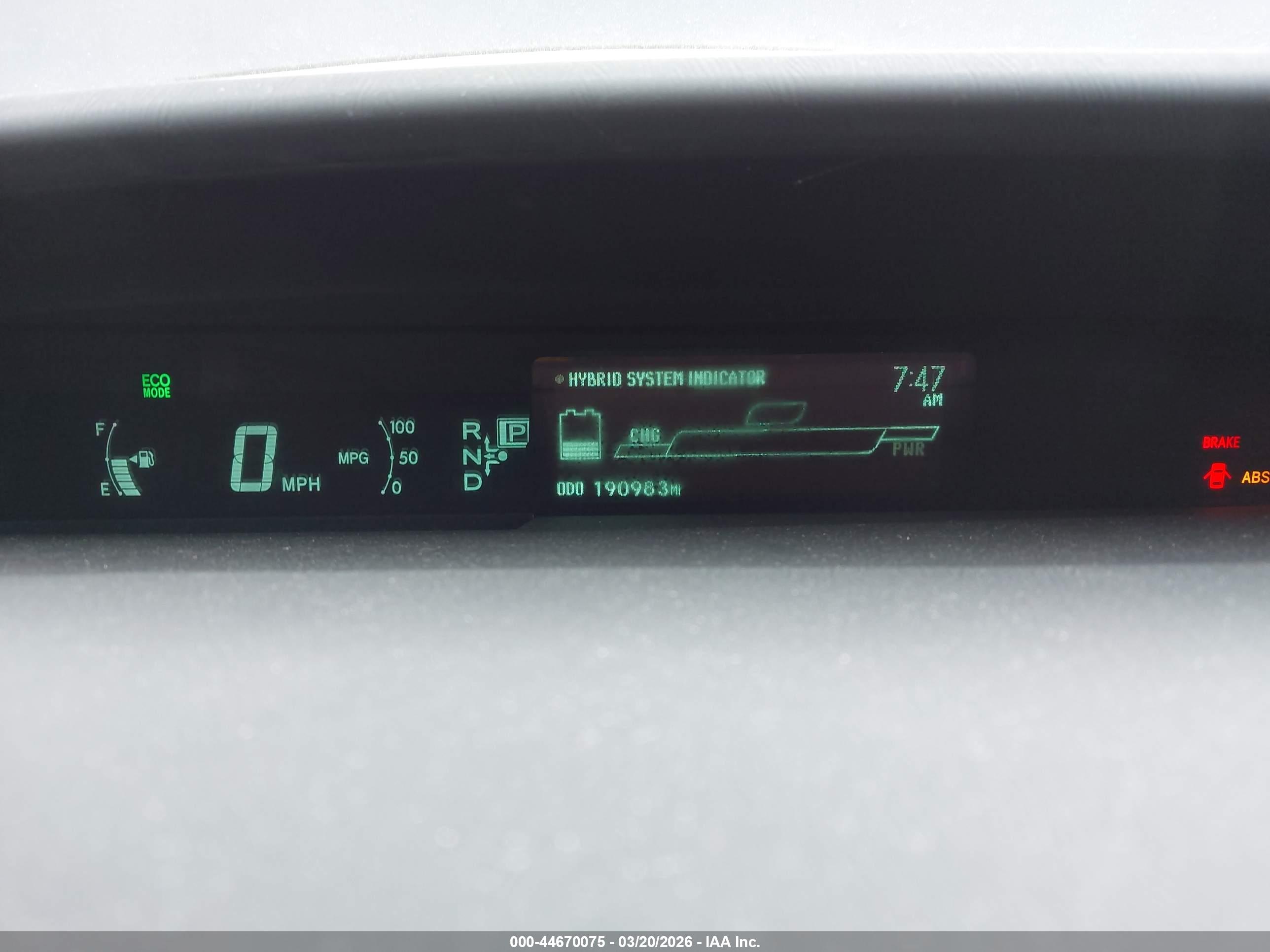TOYOTA PRIUS image 7