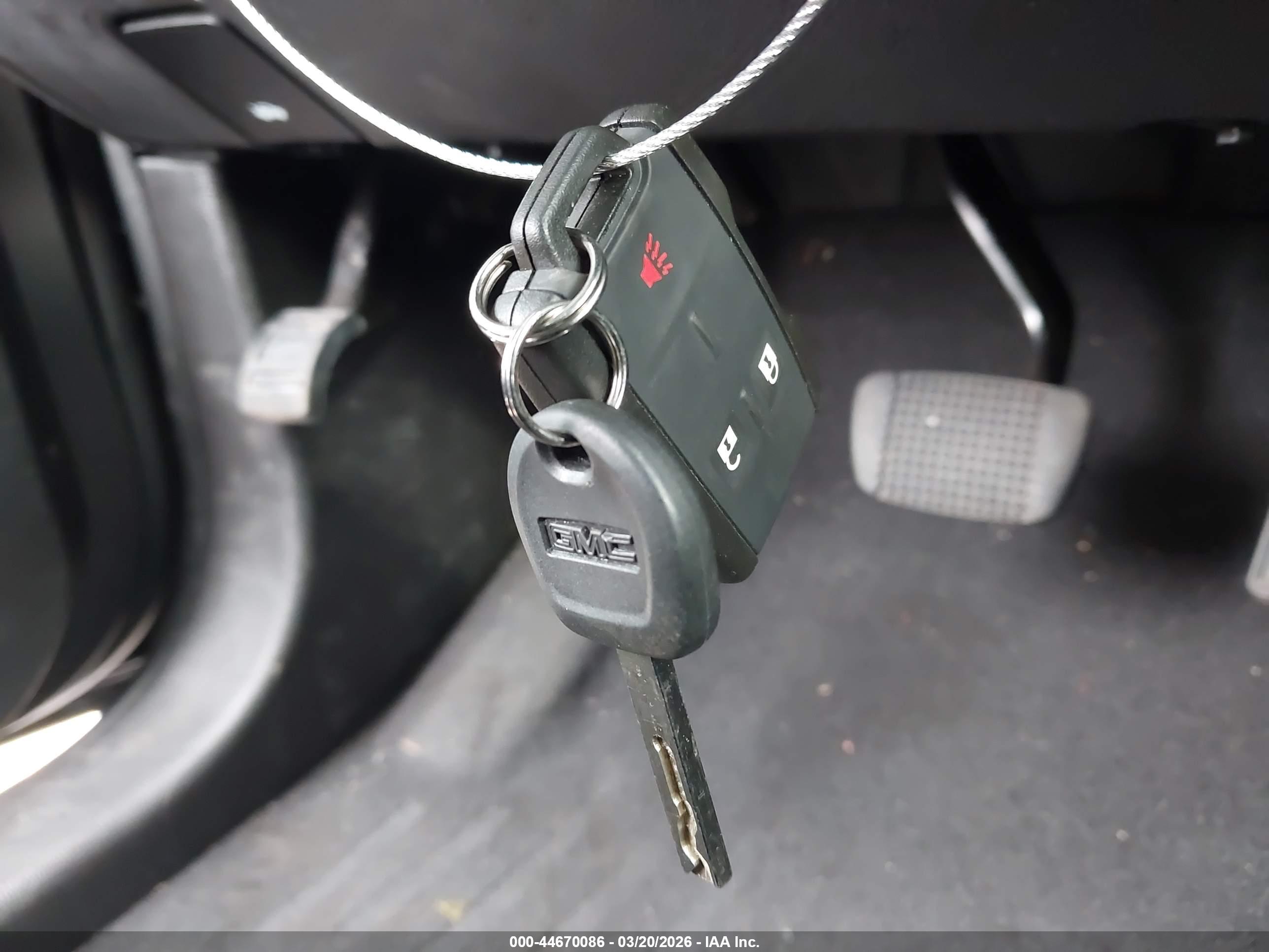 GMC CANYON image 11