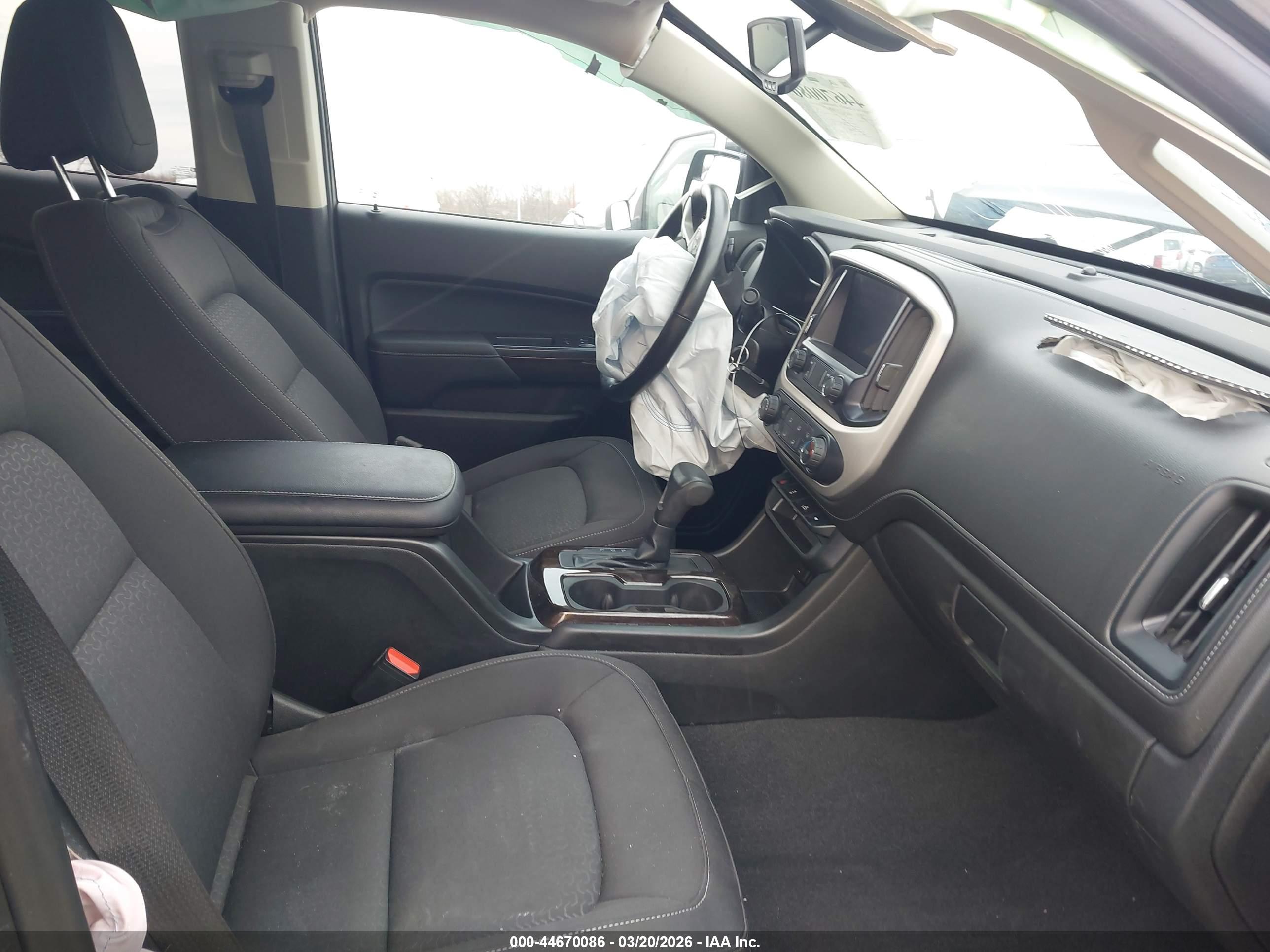 GMC CANYON image 5